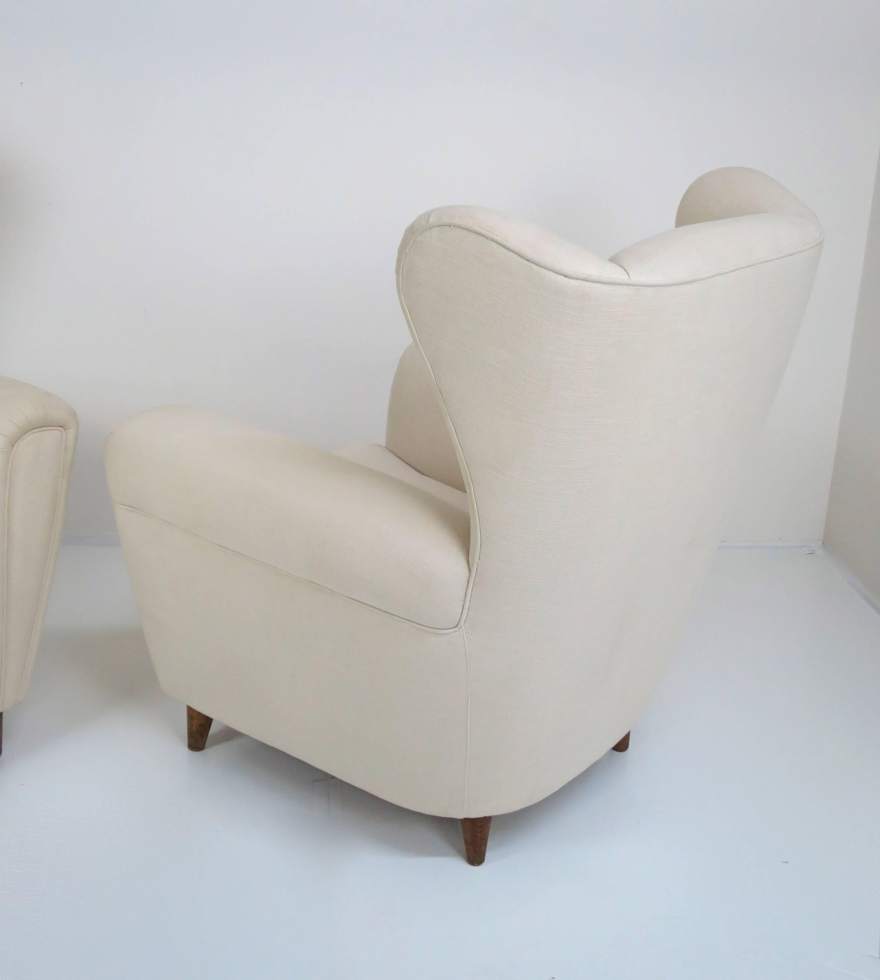 Stylized Italian Wingback Pair of Large Chairs, circa 1949 2