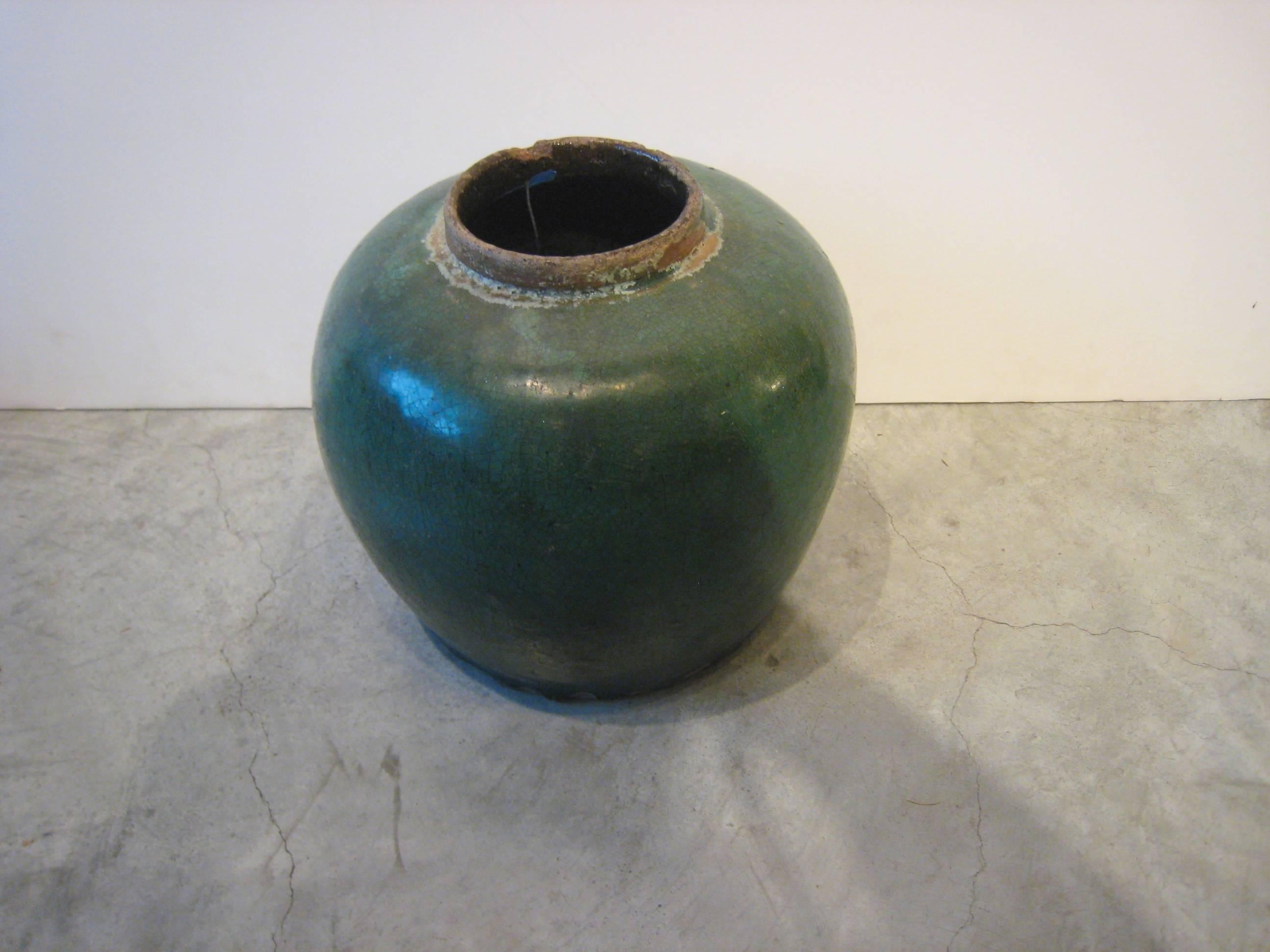 Antique Chinese ceramic ginger jar, classically shaped and beautifully glazed.
From Hunan province, circa 1880.
CR701.