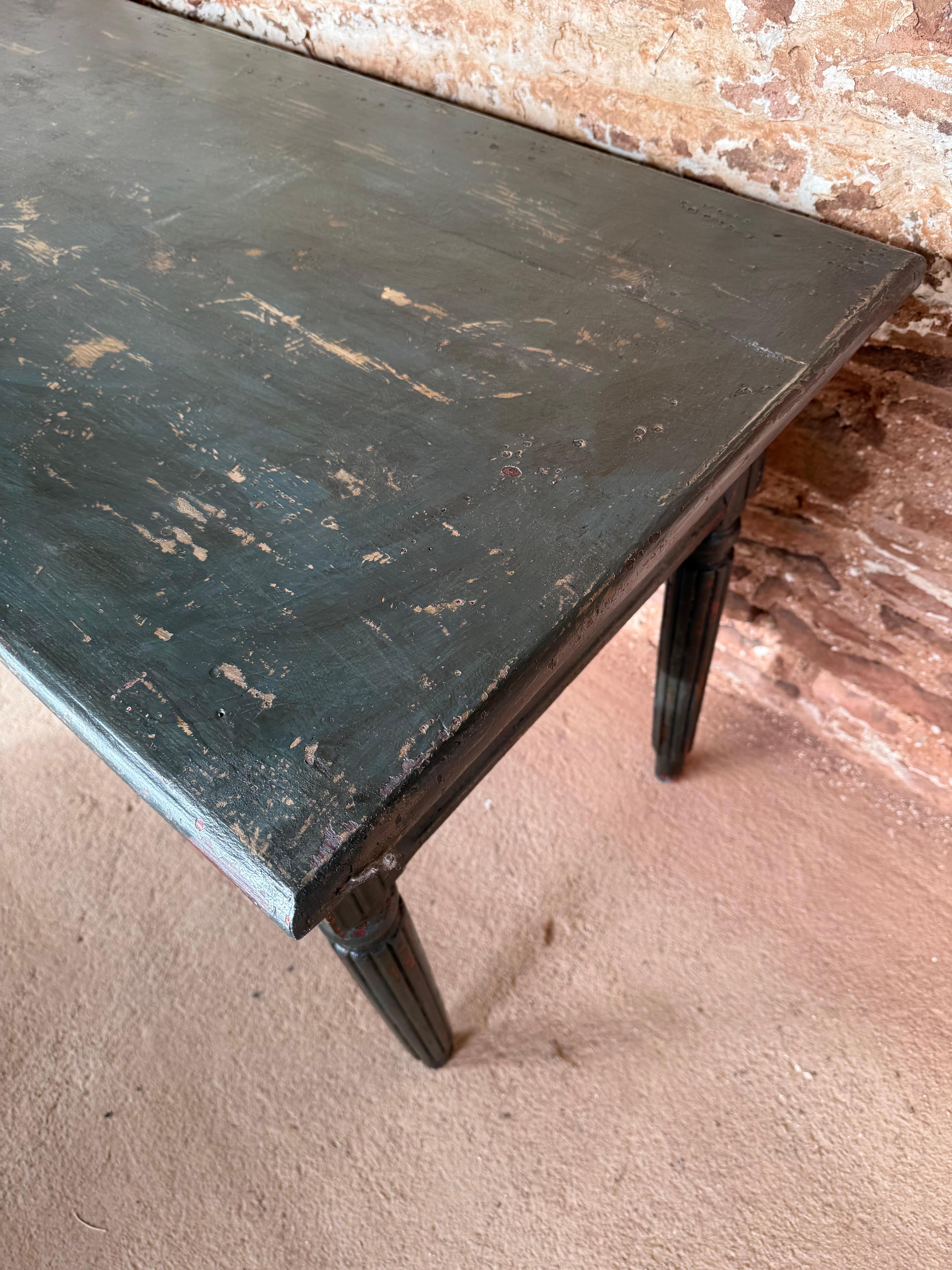 Wood Early 20th century console table / serving table For Sale