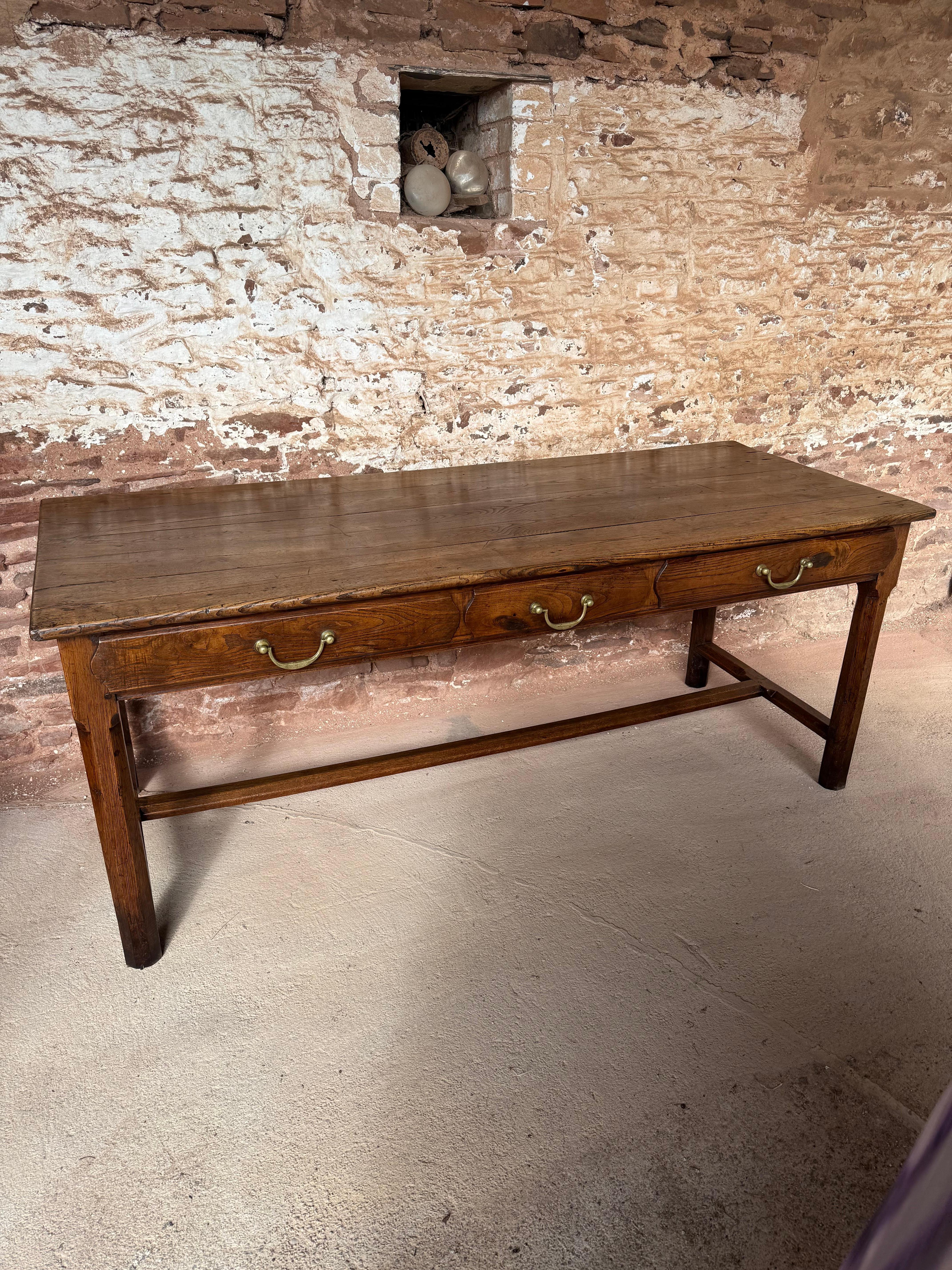 Mid 19th century 3 drawer serving table / console table / farmhouse table 

 

French circa 1850's with original solid brass handles , legs have been capped to bring it up to the correct height 

It has been cleaned and waxed polished and is ready