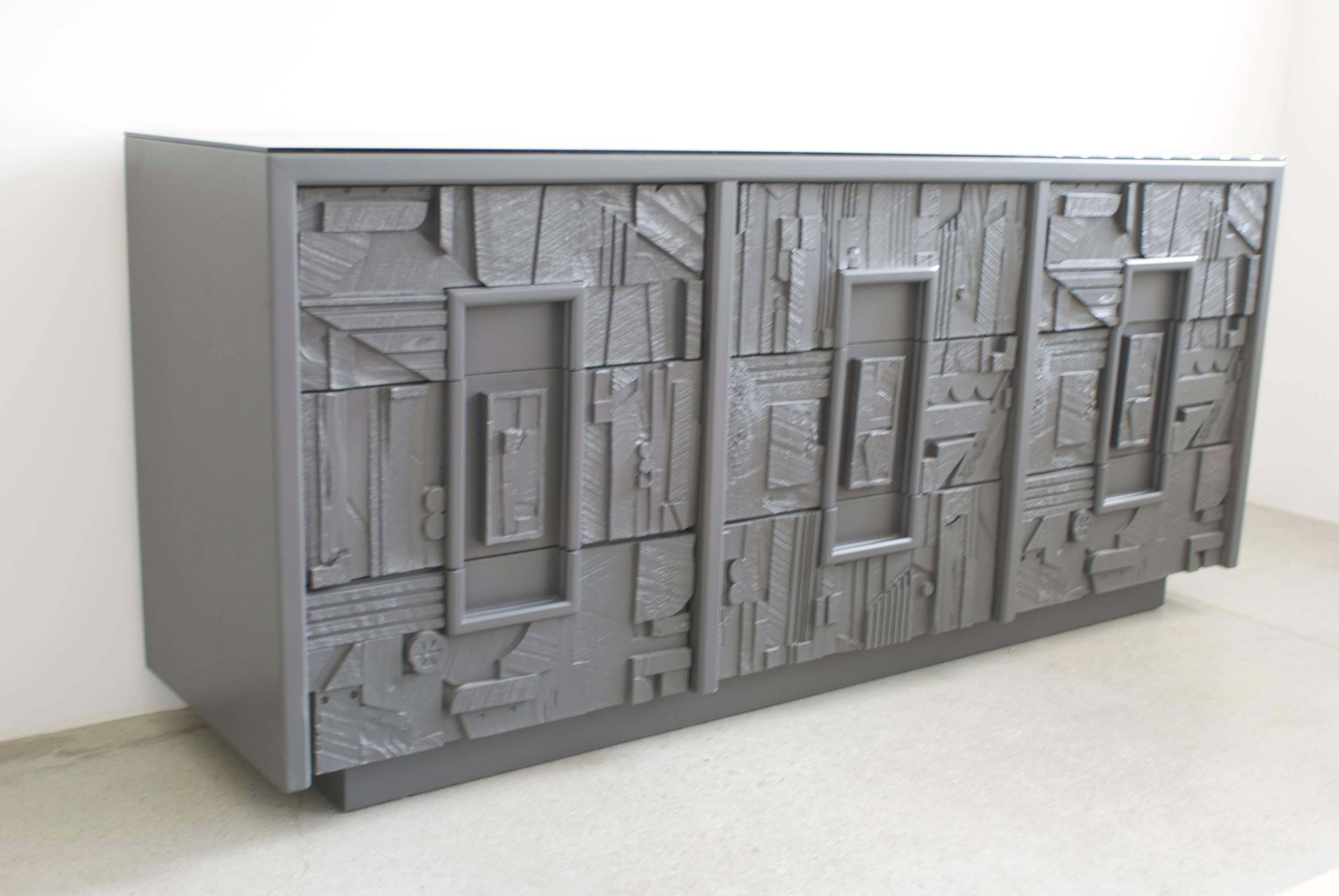 Brutalist Lane Dresser in Ash Grey In Excellent Condition For Sale In Palm Springs, CA