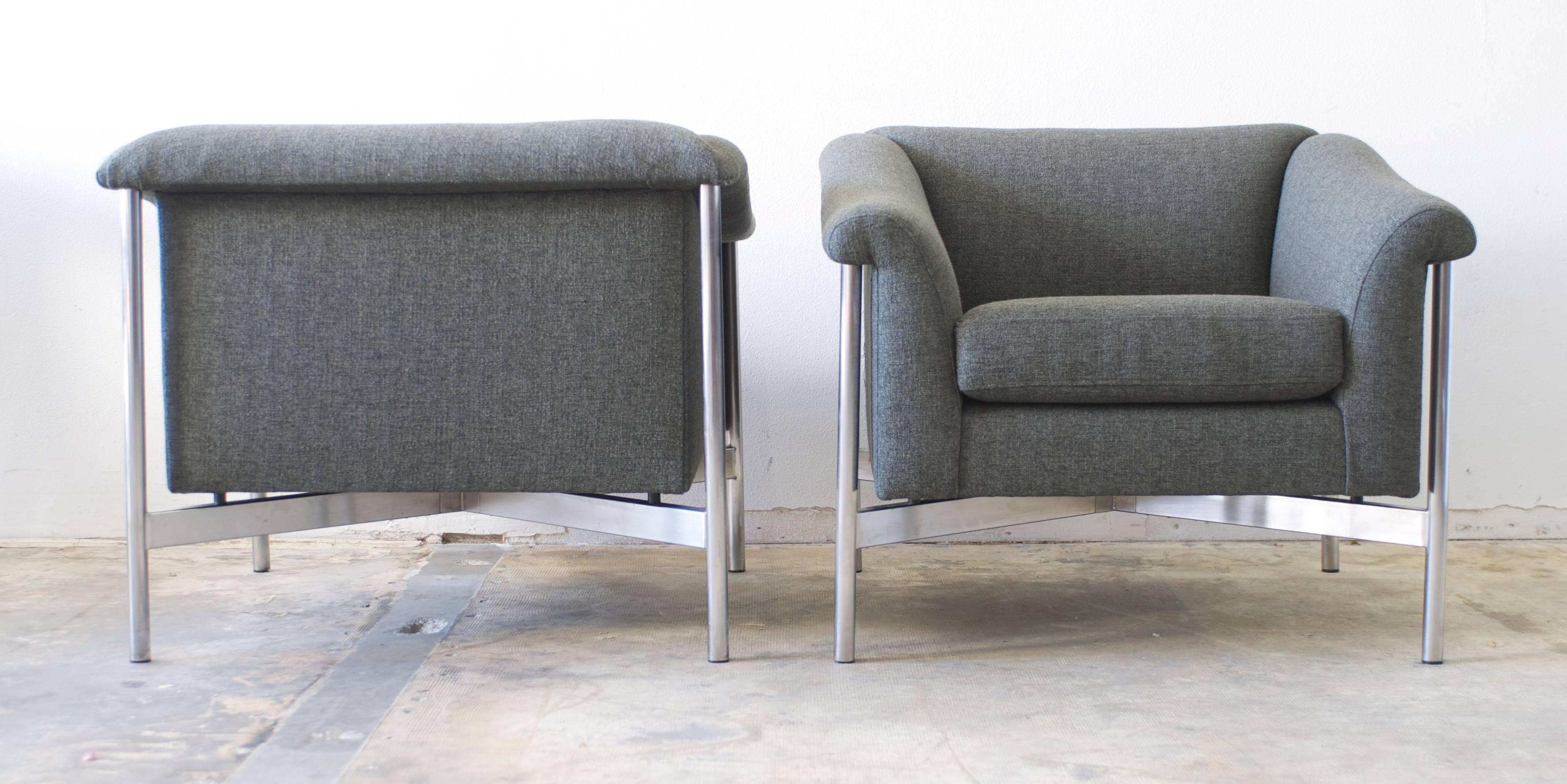 Mid-Century Modern Pair of Grey Stainless Steel X-Base Lounge Chairs