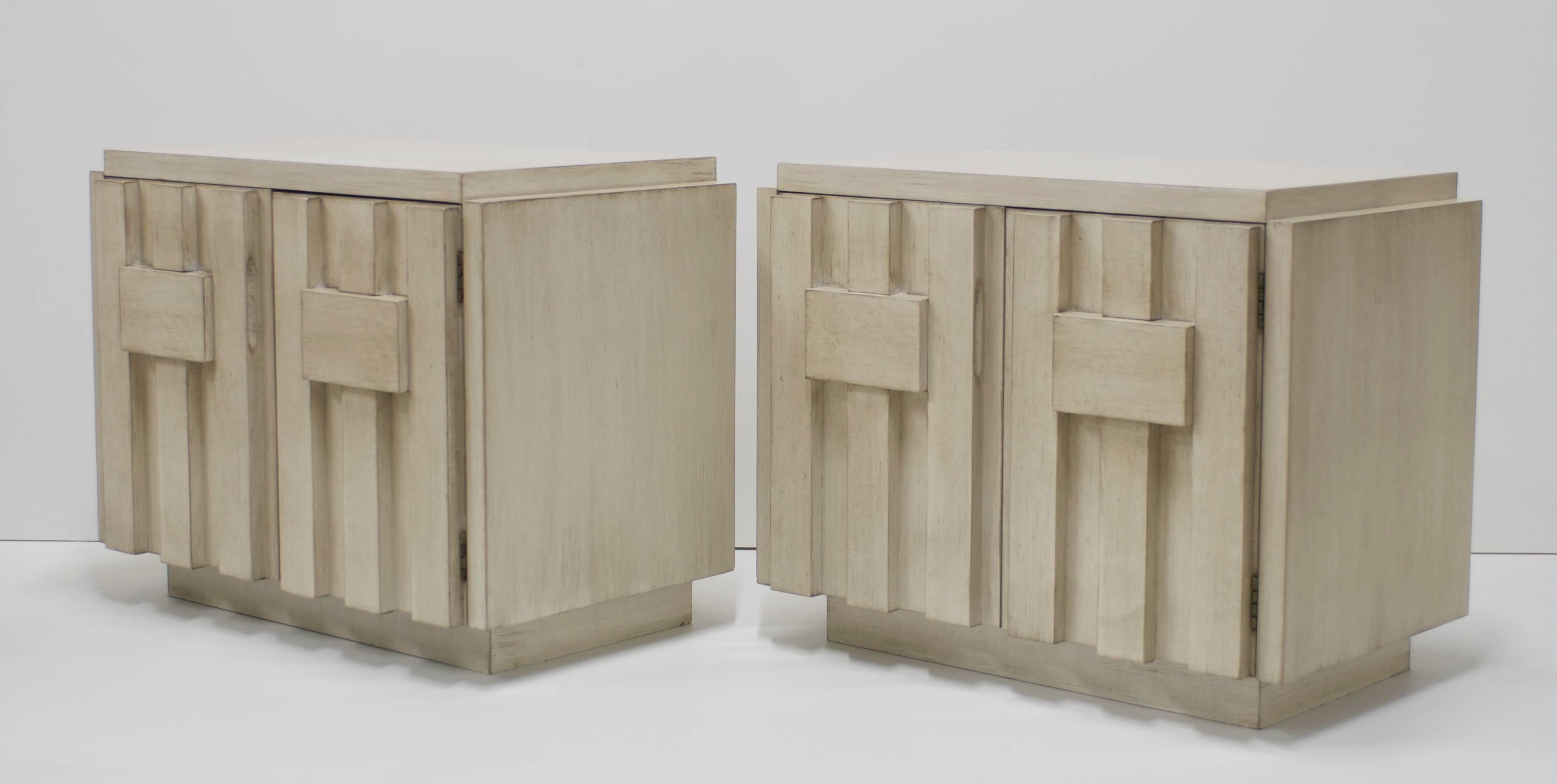 Pair of Lane Brutalist Nightstands in Driftwood Finish In Excellent Condition In Palm Springs, CA