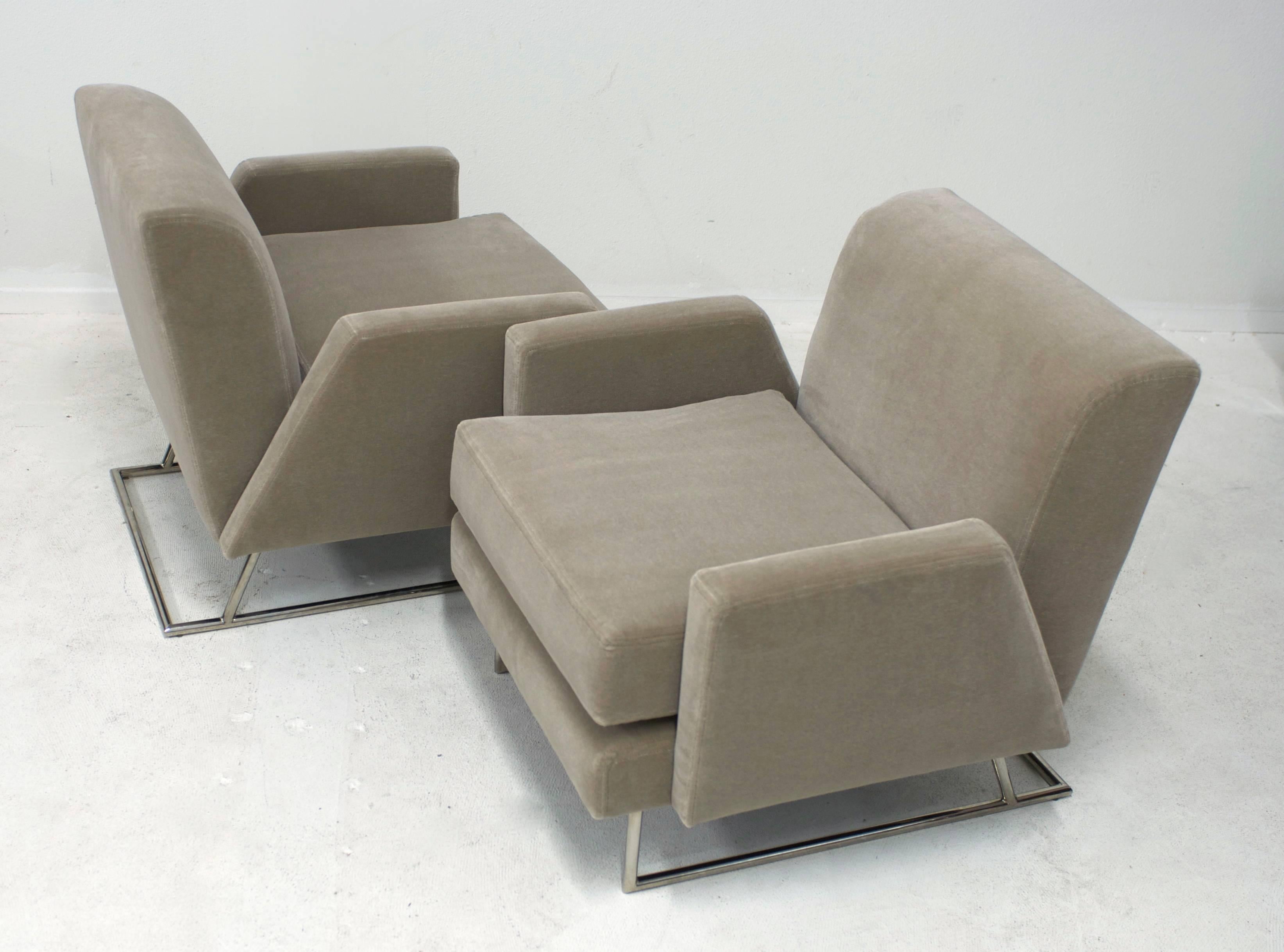 Pair of Lounge Chairs in Mohair with Thin Polished Steel Base 1