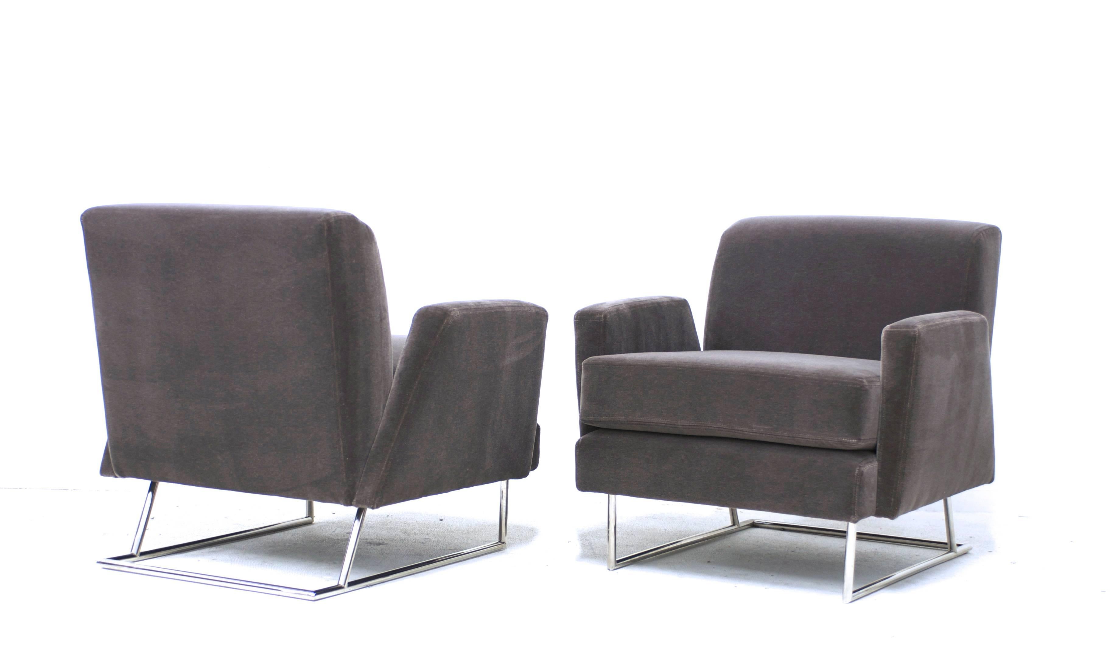 Mid-Century Modern Pair of Lounge Chairs in Chocolate Taupe Mohair