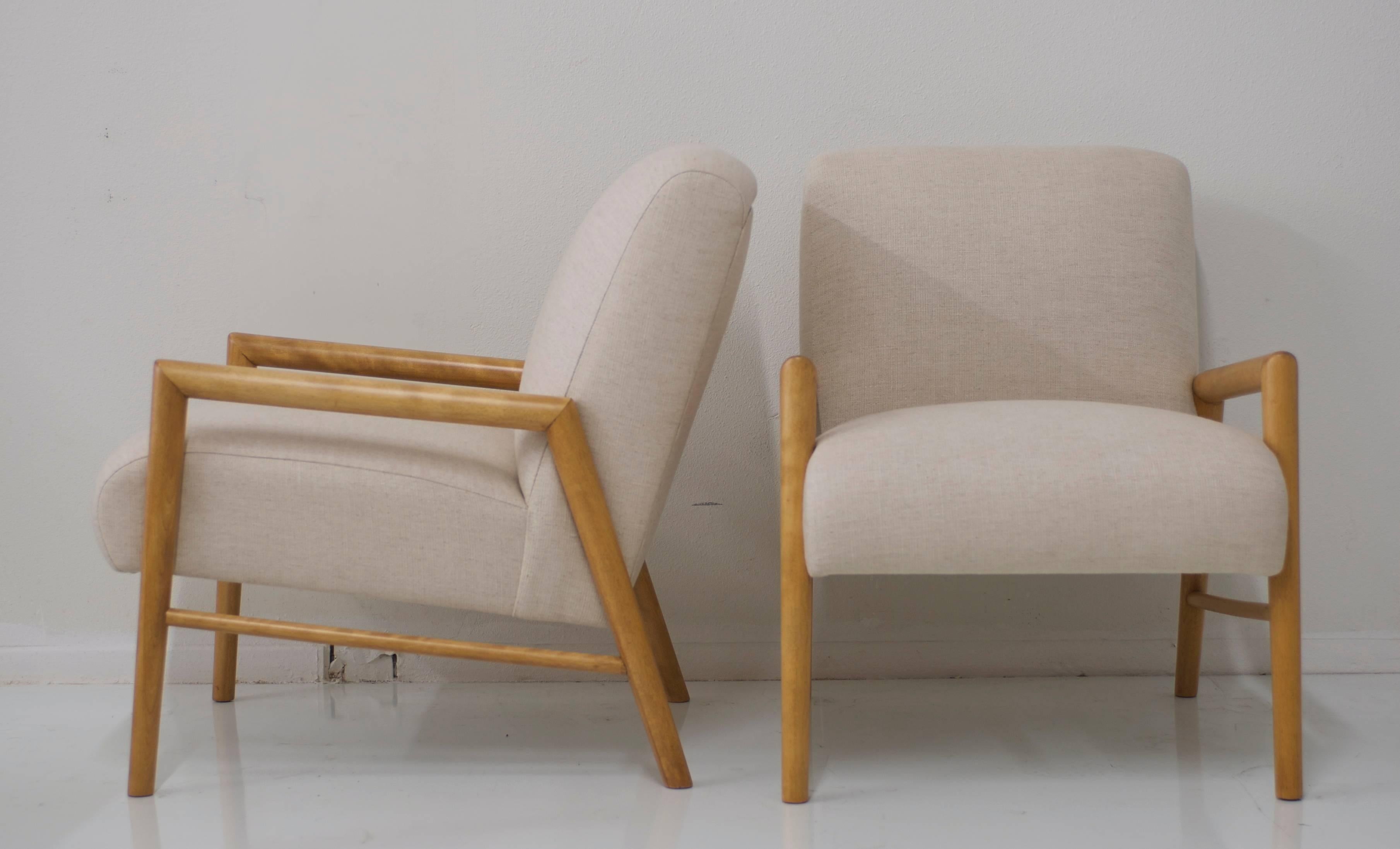 Mid-Century Modern Pair of Lounge Chairs by Leslie Diamond