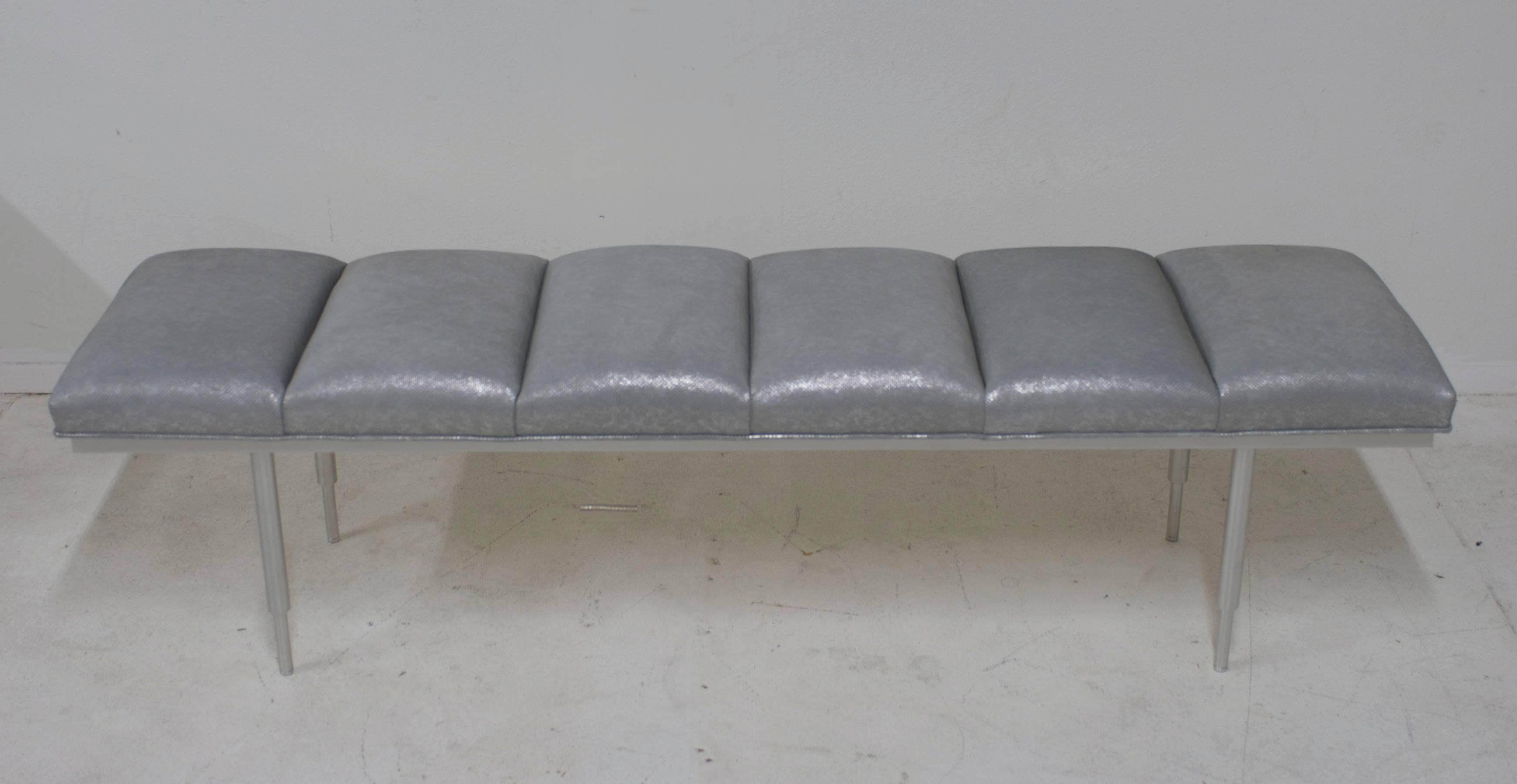 channel tufted bench