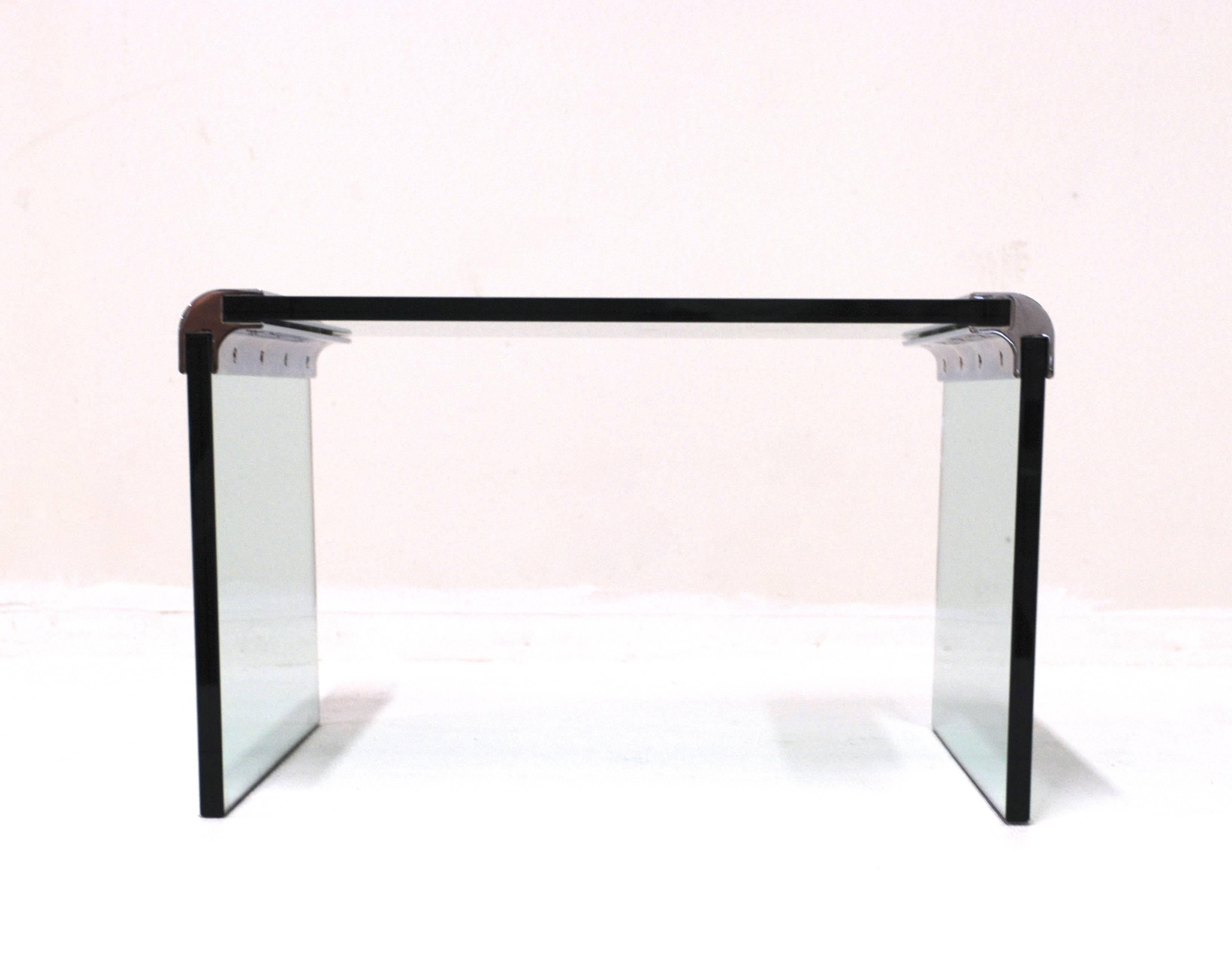 Mid-Century Modern Pace Chrome and Glass Side Table For Sale