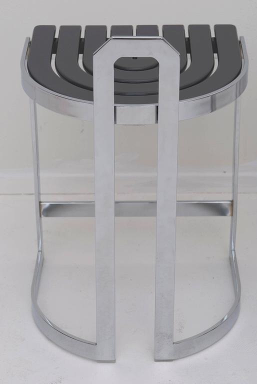 Pair of Postmodern Chrome and Grey Counter Height Barstools at 1stDibs