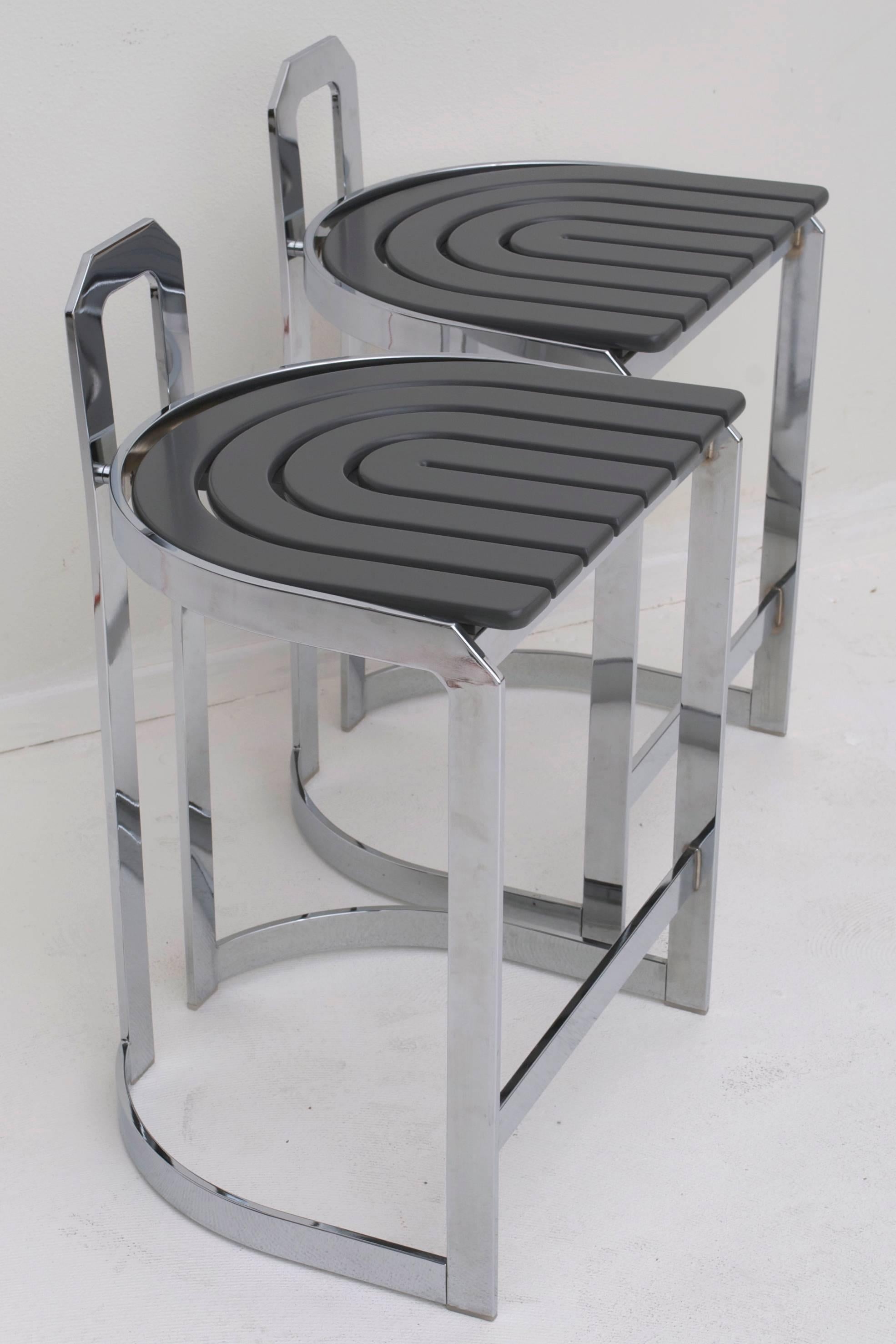 Late 20th Century Pair of Postmodern Chrome and Grey Counter Height Barstools