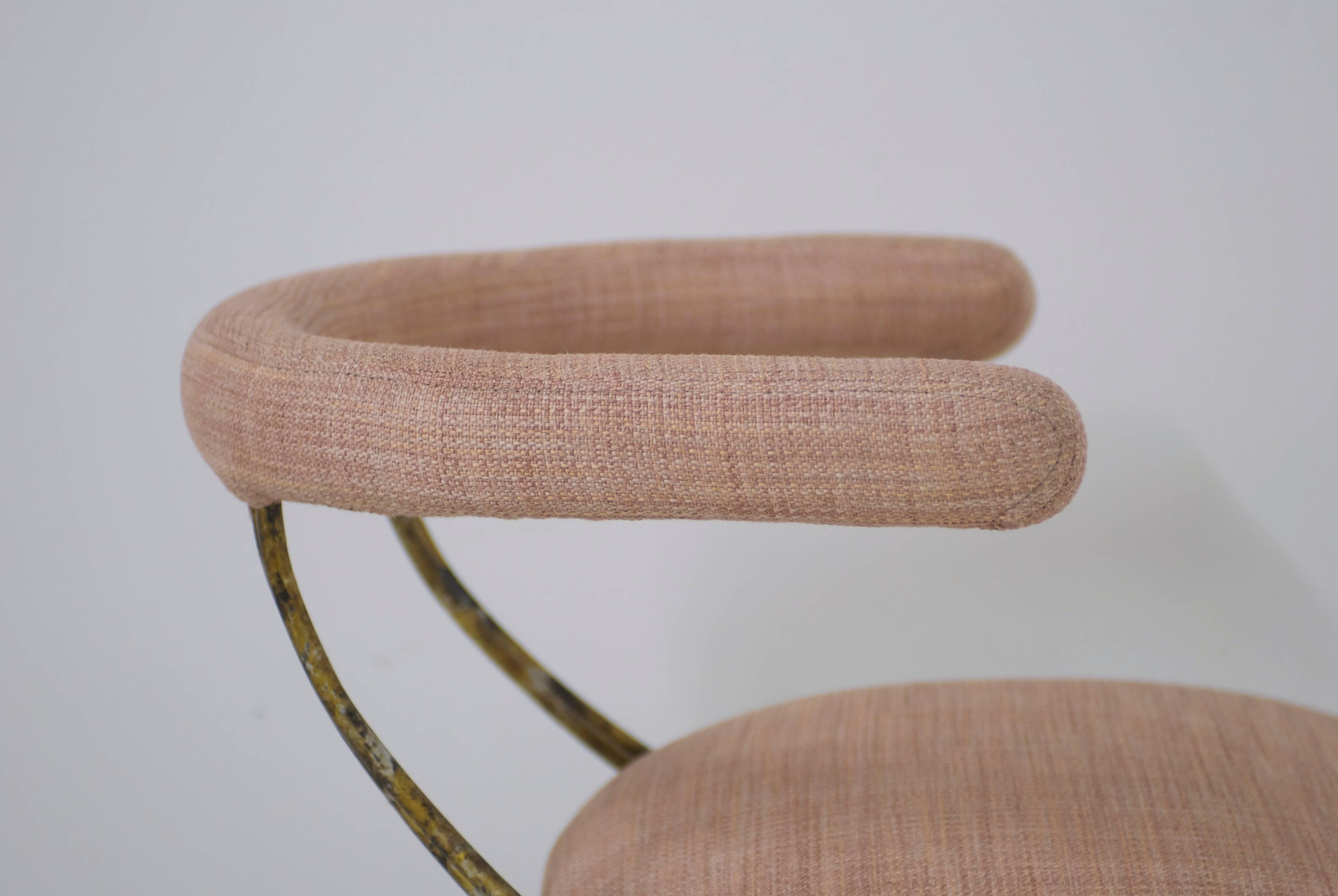 Gilt Metal Klismos Occasional Chair in Blush Pink In Excellent Condition In Palm Springs, CA