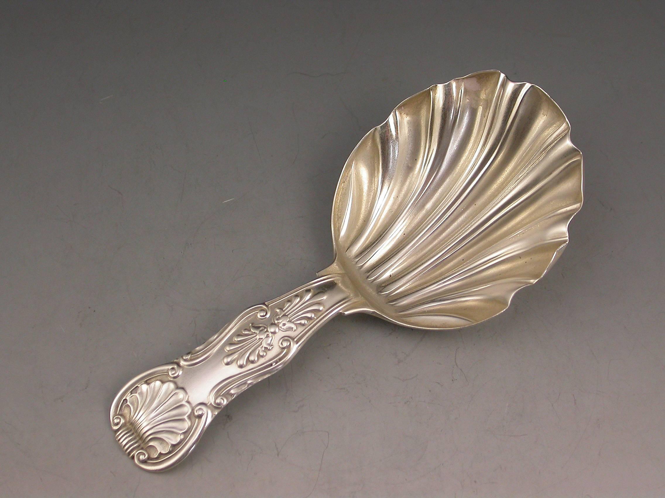 William IV Provincial silver kings pattern caddy spoon
John Walton, Newcastle, 1832
A rare William IV provincial silver caddy spoon with kings pattern handle and large scallop shell fluted bowl.

By John Walton, Newcastle, 1832

In good
