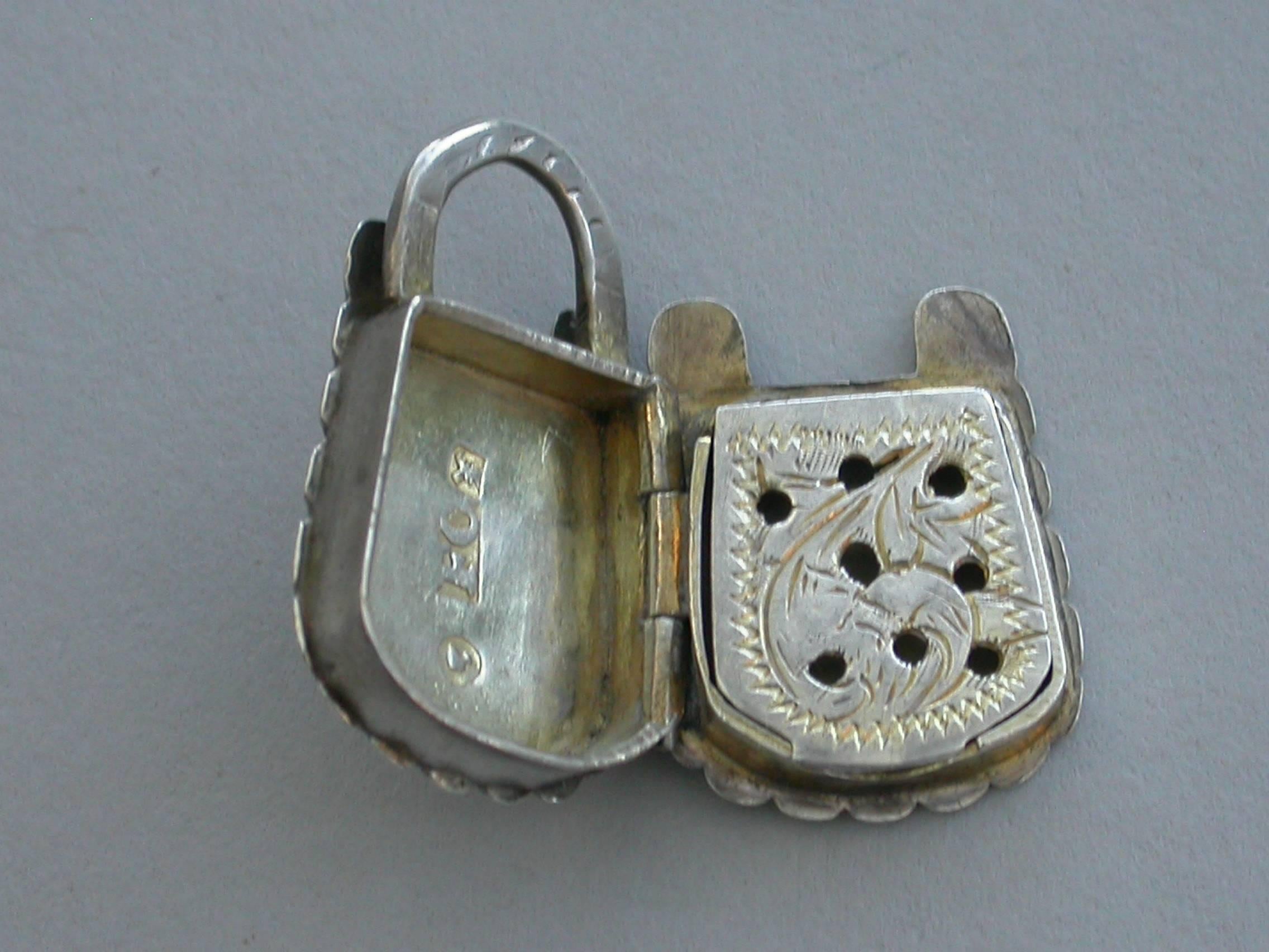 Victorian Antique Novelty Silver Miniature Padlock Vinaigrette 1846  1
