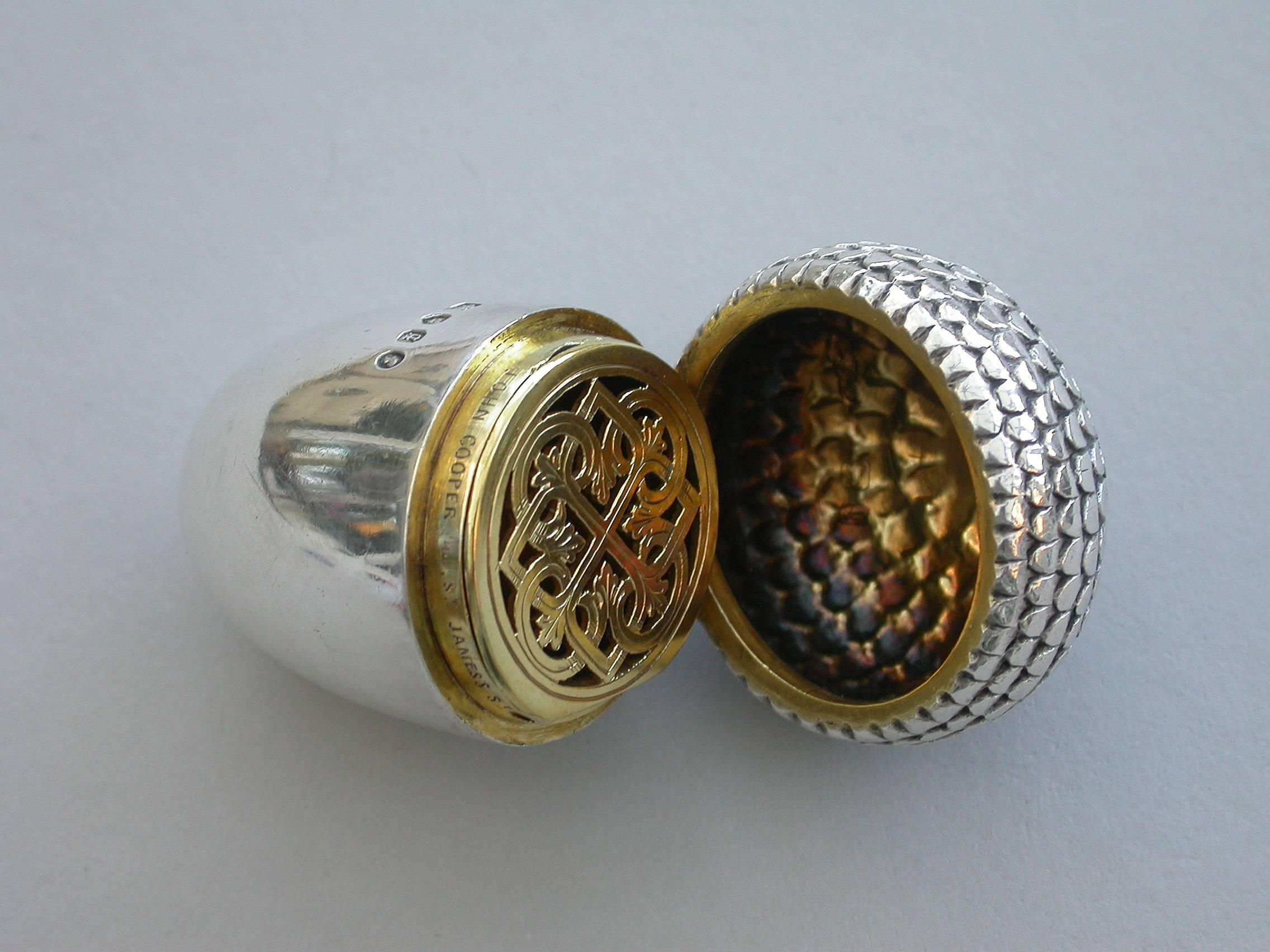 Late 19th Century Victorian Novelty Silver Acorn Vinaigrette by Henry William Dee, London, 1871