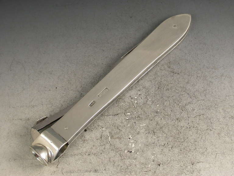 A large and fine quality Victorian silver and steel cigar cutter, combined with a pen knife and sprung steel cutter.

By Charles & George Asprey, London, 1897.

In good condition with no damage or repair and in good working order.

Measure: