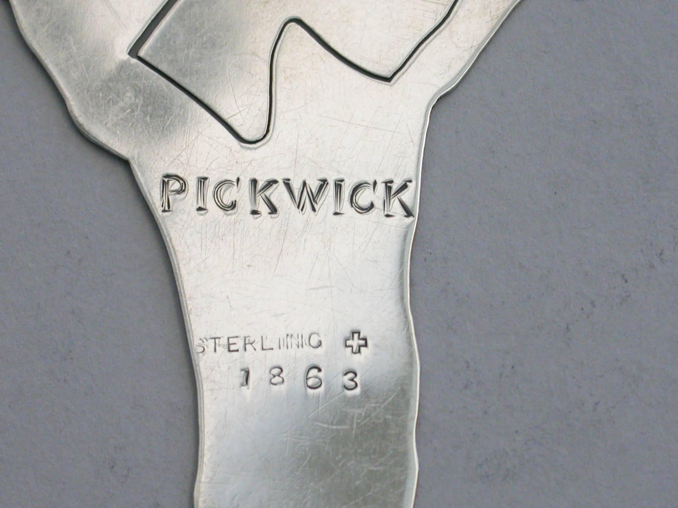 20th Century Edwardian Novelty Silver Figural Bookmark Charles Dickens 'Mr Pickwick' New York For Sale
