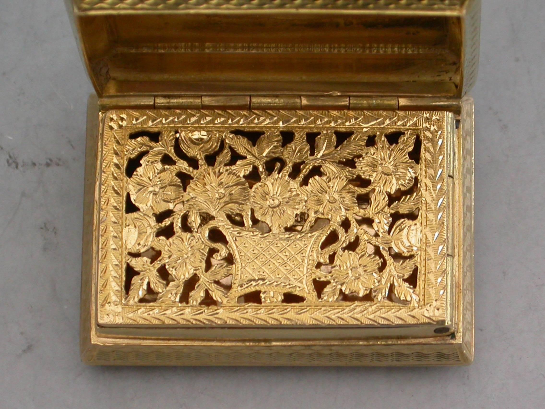 19th Century William IV 18-Carat Gold Vinaigrette