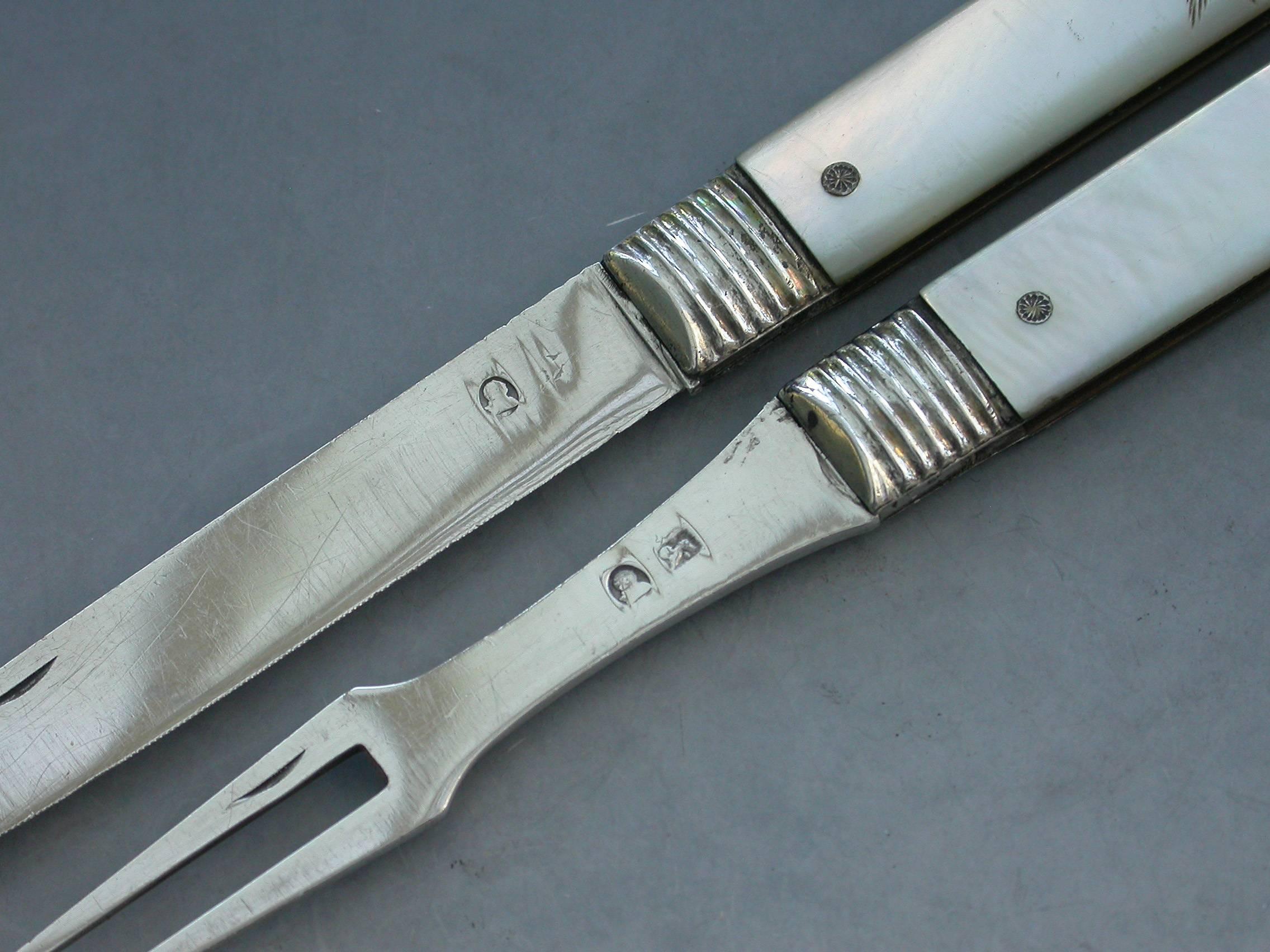 Pair of George III Cased Silver and Mother-of-pearl Folding Fruit Knife and Fork 2