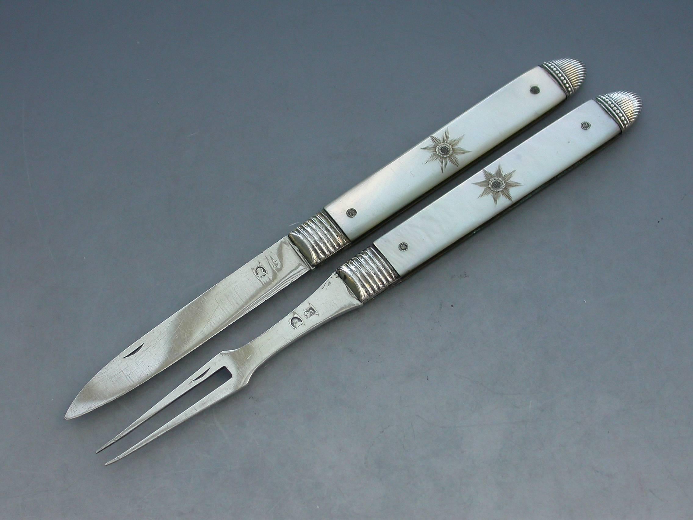 Pair of George III Cased Silver and Mother-of-pearl Folding Fruit Knife and Fork 4