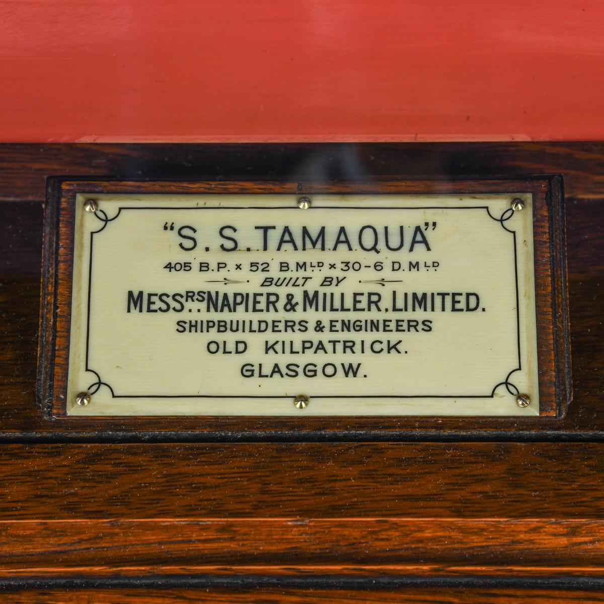 20ième siècle Modèle de construction du cargo S. S. Tamaqua, présenté dans un beau coffret en vente