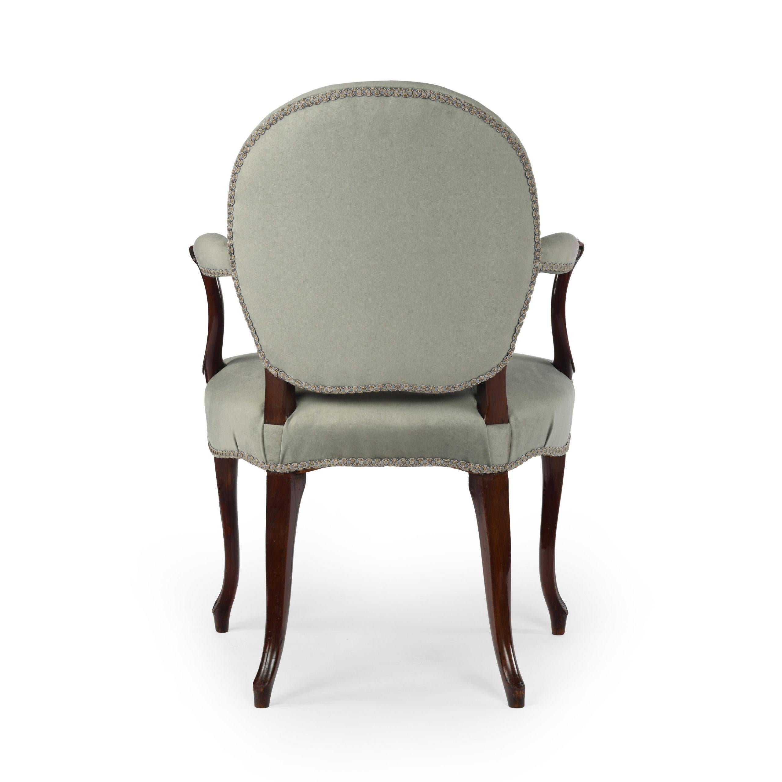 Excepcional conjunto de doce sillones Jorge III de color francés Hepplewhite Inglés en venta