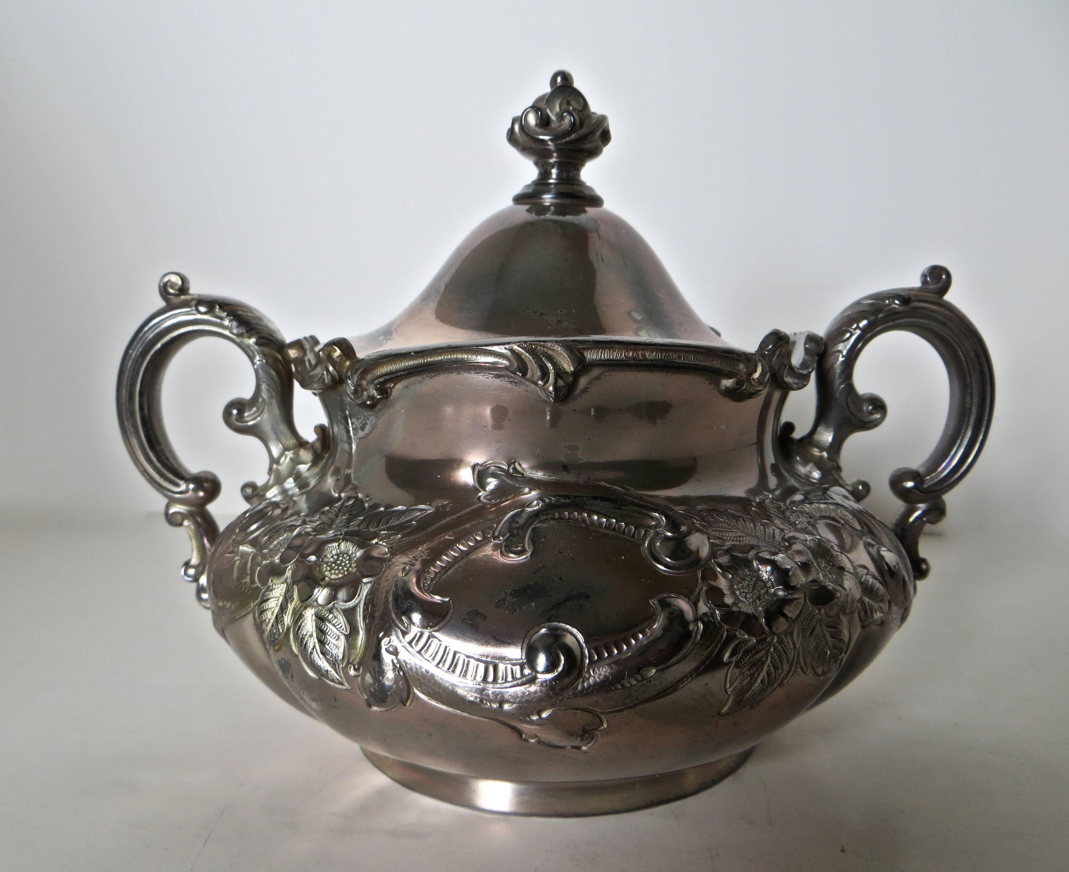 Art Nouveau American Five-Piece Silver Plate Tea Service with Tray, Late 19th Century