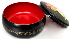 Vintage Late 20th Century Russian Hand-Painted Lacquer Enamel Metal Trinket Box