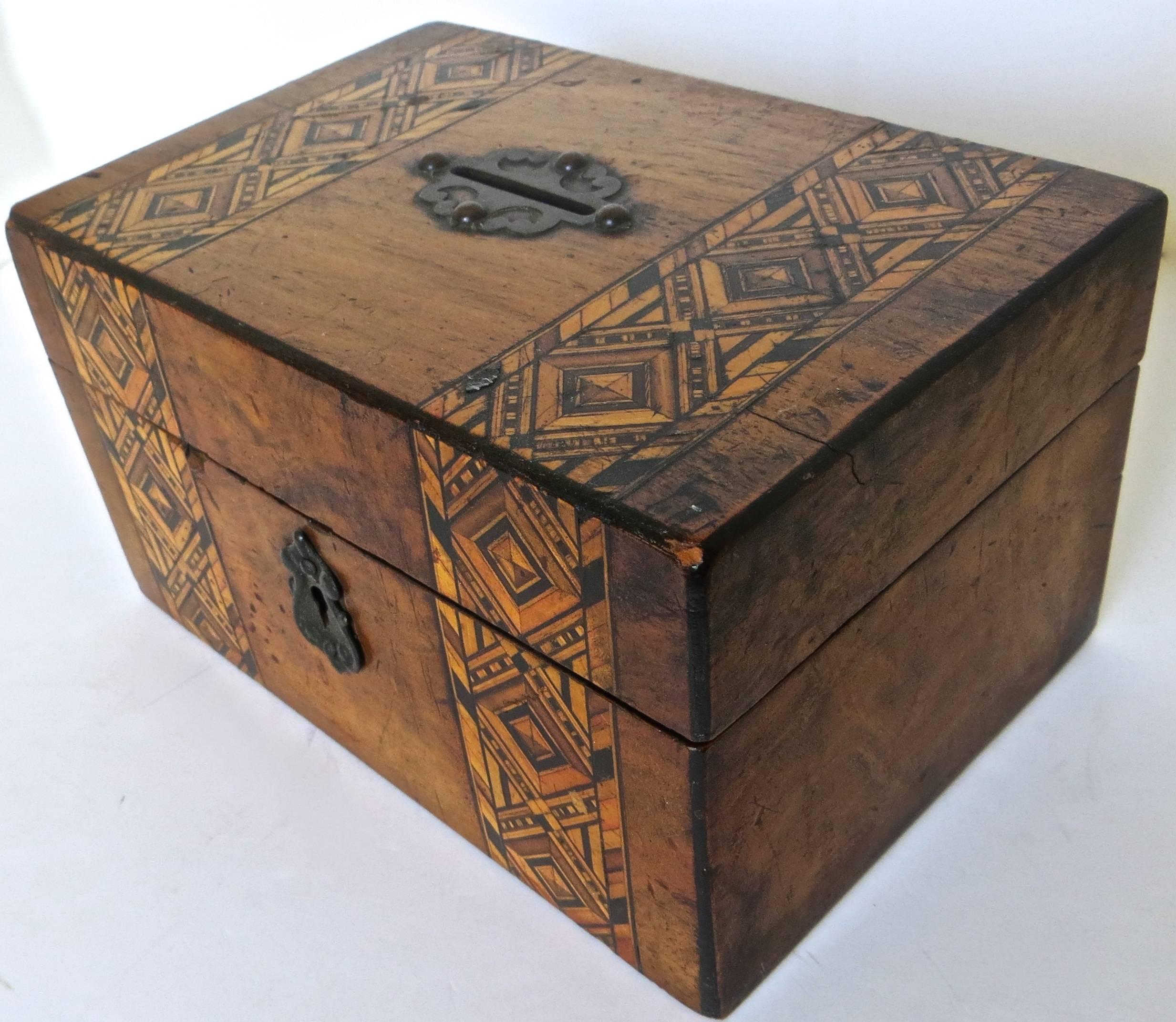 Caja Tunbridge Still Bank, hacia la década de 1870 Victoriano en venta
