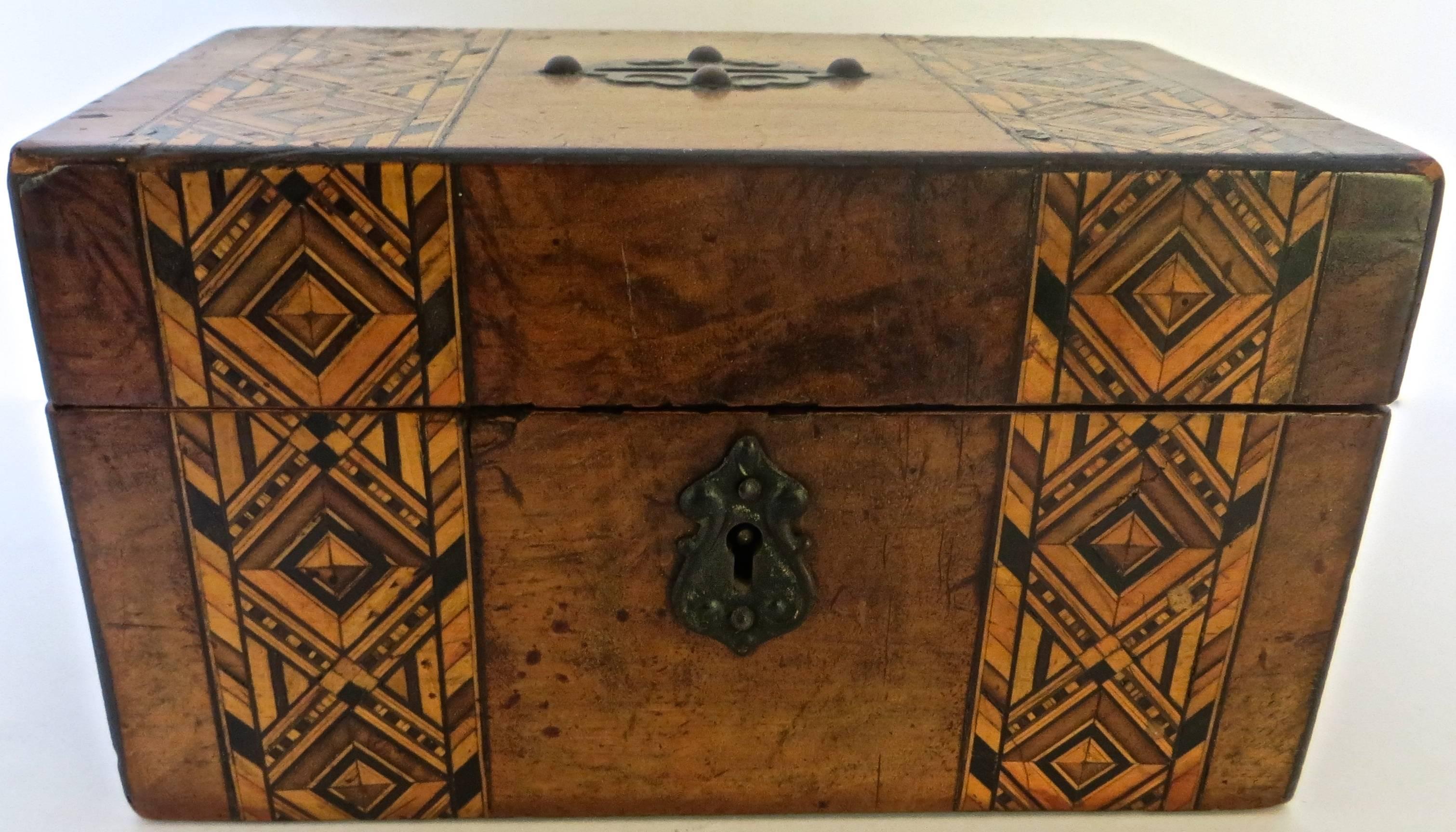 Caja Tunbridge Still Bank, hacia la década de 1870 Hecho a mano en venta