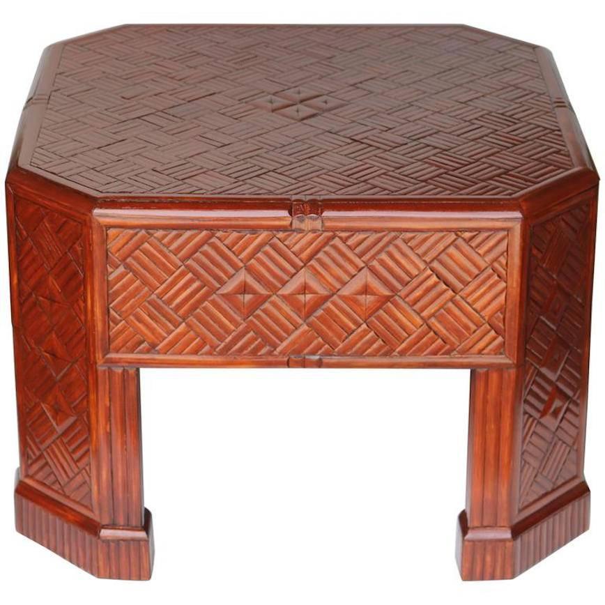 Unique great design, Mid-Century Modern, impeccably fabricated split bamboo patterned octagon shape cocktail coffee table with elegant diamond bamboo inlays set in diagonal basket weave pattern and molding trim on top, sides, legs and interior of