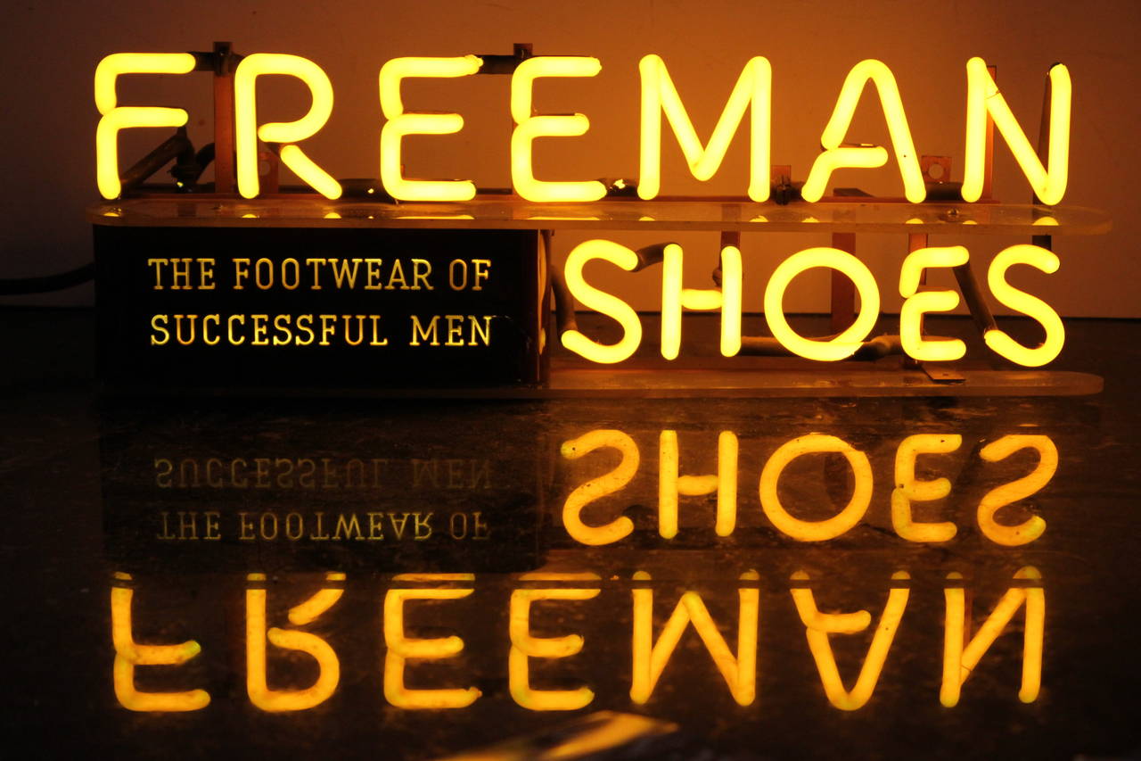 American Early Neon Advertising Sign, 1930s, Freeman Shoes, 'Footwear of Successful Men' For Sale