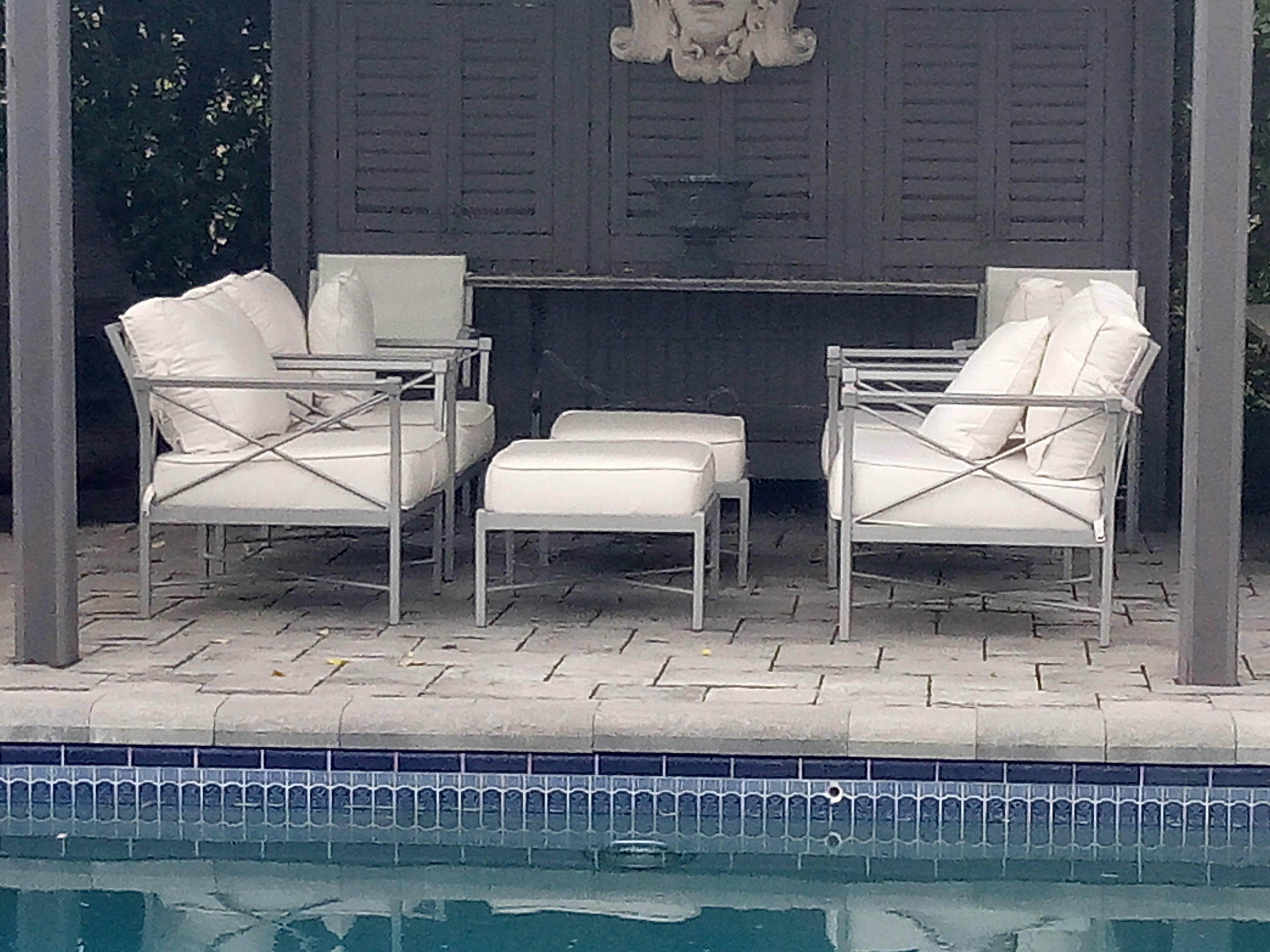 MCM Set of 6- Garden Lounge Chairs and Two Ottoman-Chic X Design In Good Condition For Sale In West Palm Beach, FL