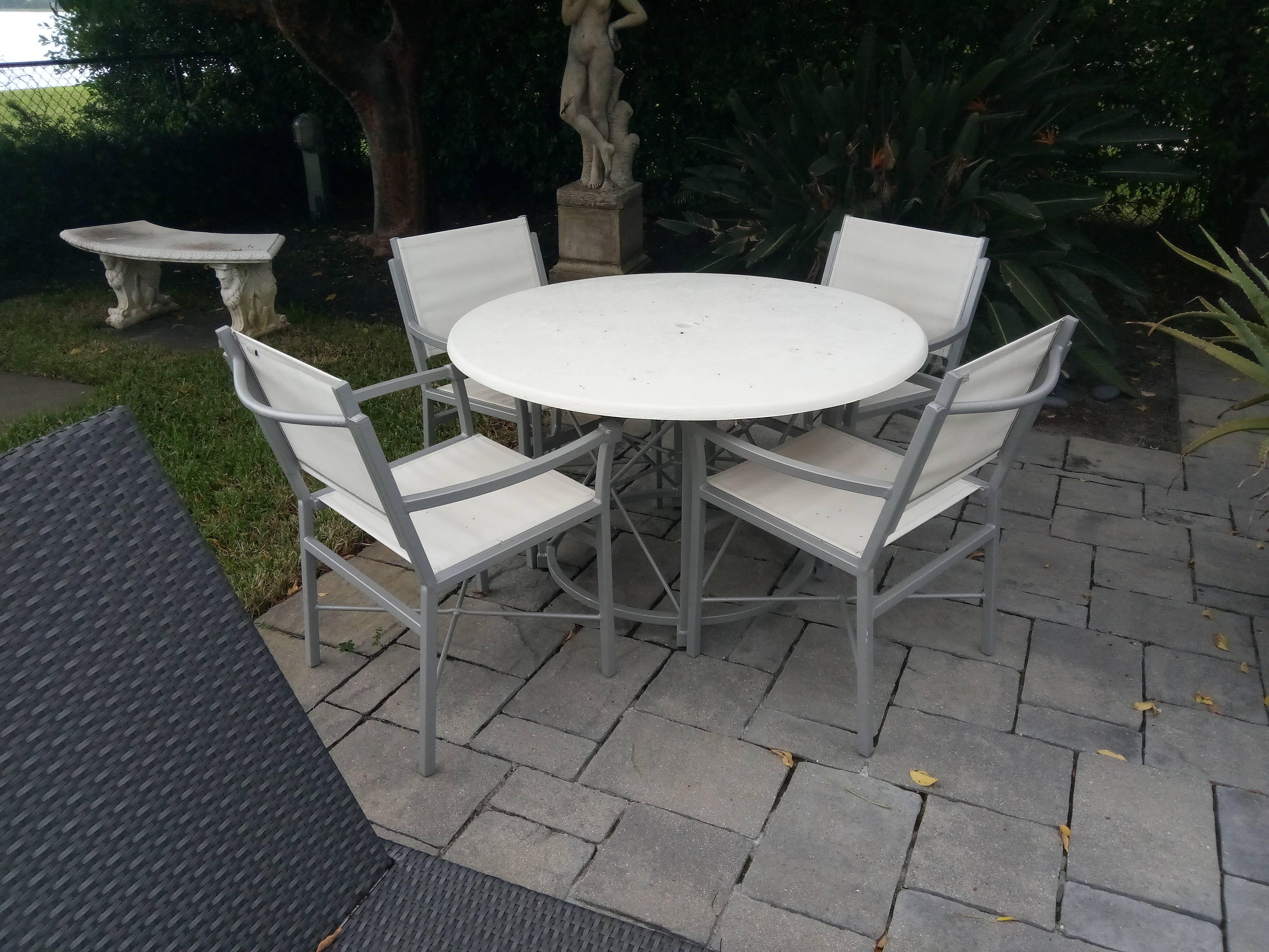 Aluminum MCM Set of 6- Garden Lounge Chairs and Two Ottoman-Chic X Design For Sale