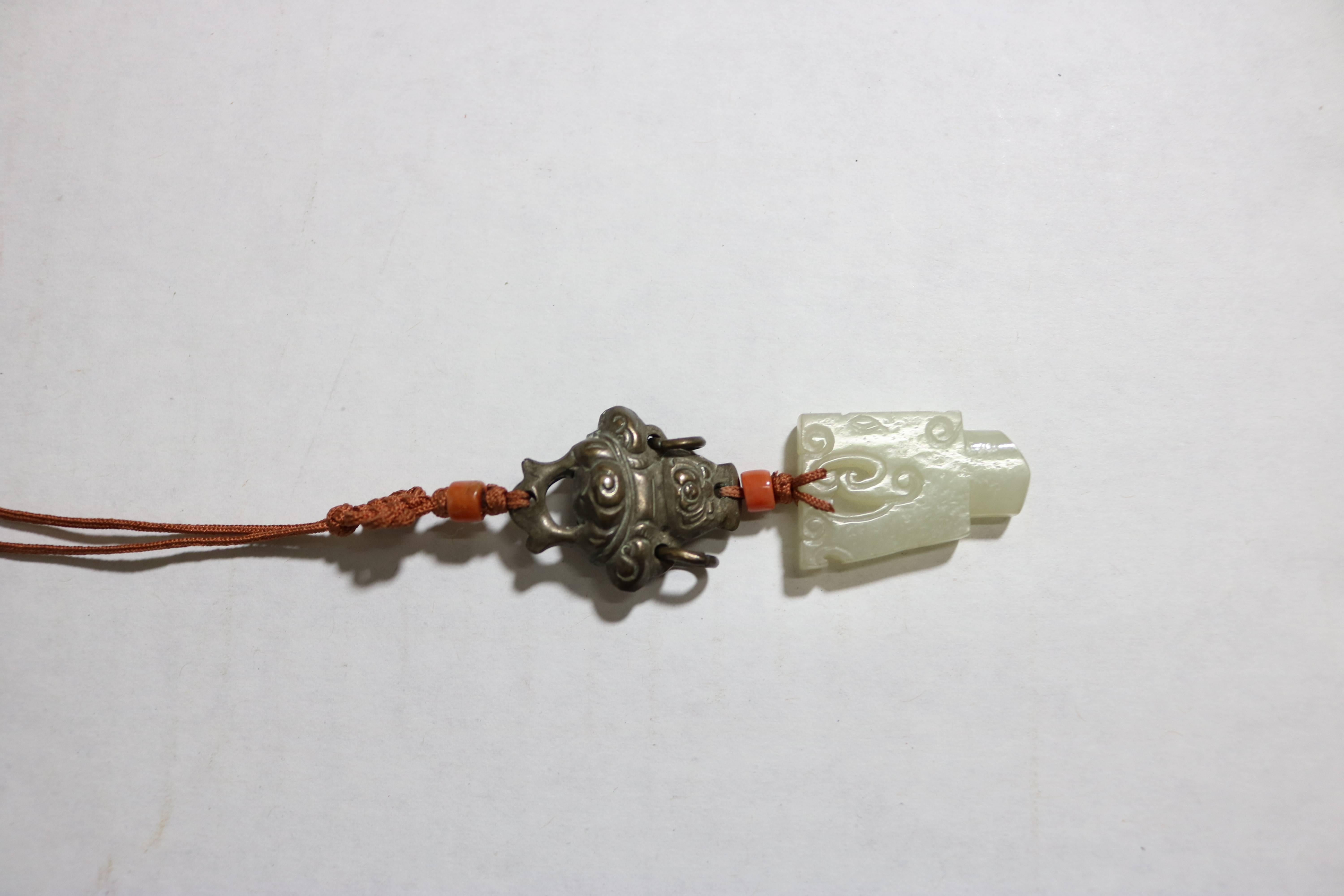 Chinoiserie 18th Century Chinese Jade Coral Silver Amulet Pendant 