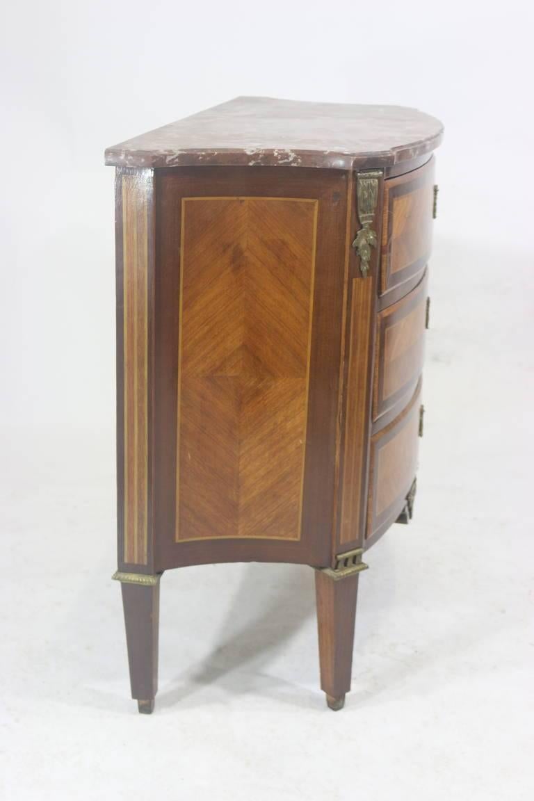 19th Century Fine French Louis XV Marble-Top Three-Drawer Commode Nightstand For Sale 2