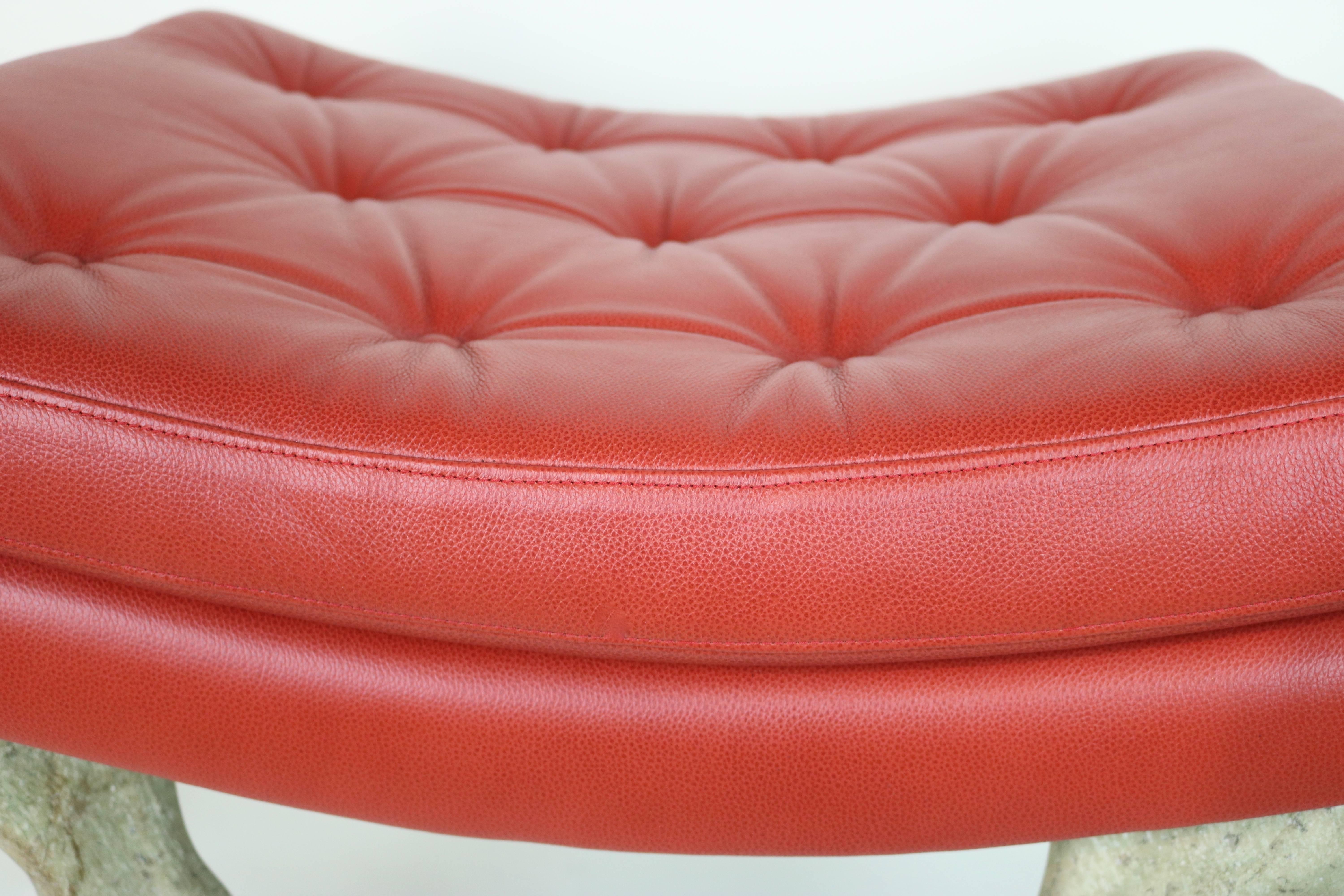 Large Stylish Hoof Leg Button Tufted Leather Ottoman In Excellent Condition For Sale In West Palm Beach, FL