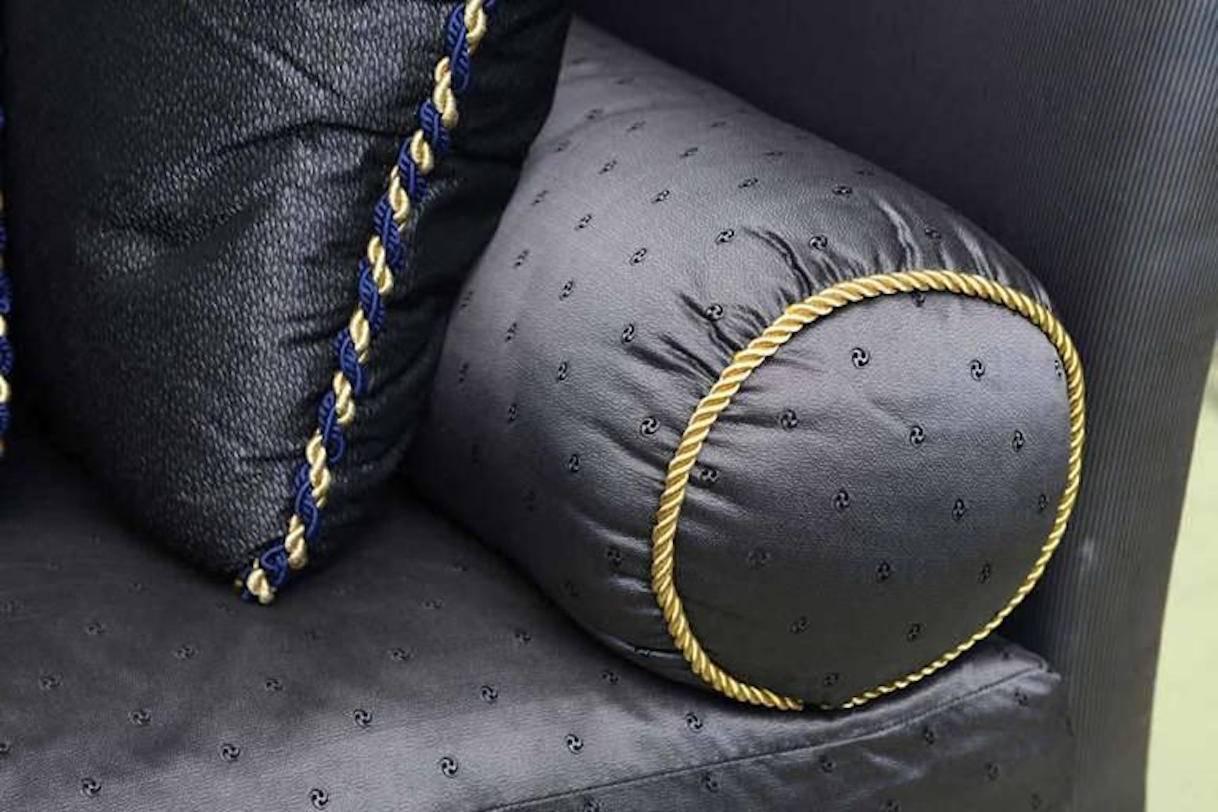 American Luxe Designer 'St. Laurent’ Knole Style Sofa in Gorgeous Bergamo Swiss Silks For Sale