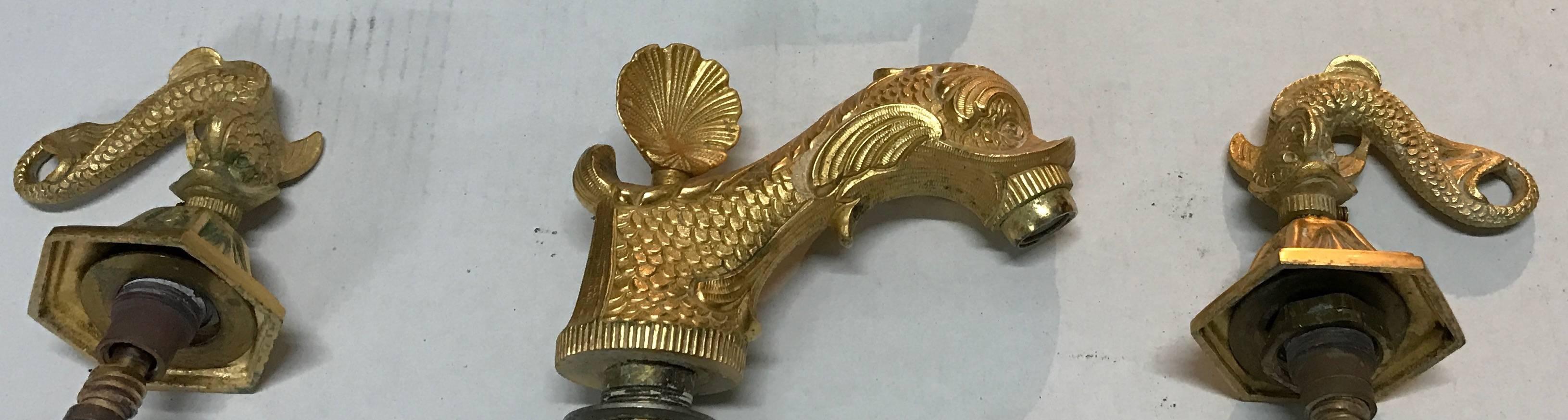 Hollywood Regency 1960s Sherle Wagner 22-Carat Gold Plate Dolphin Sink Faucet Set For Sale