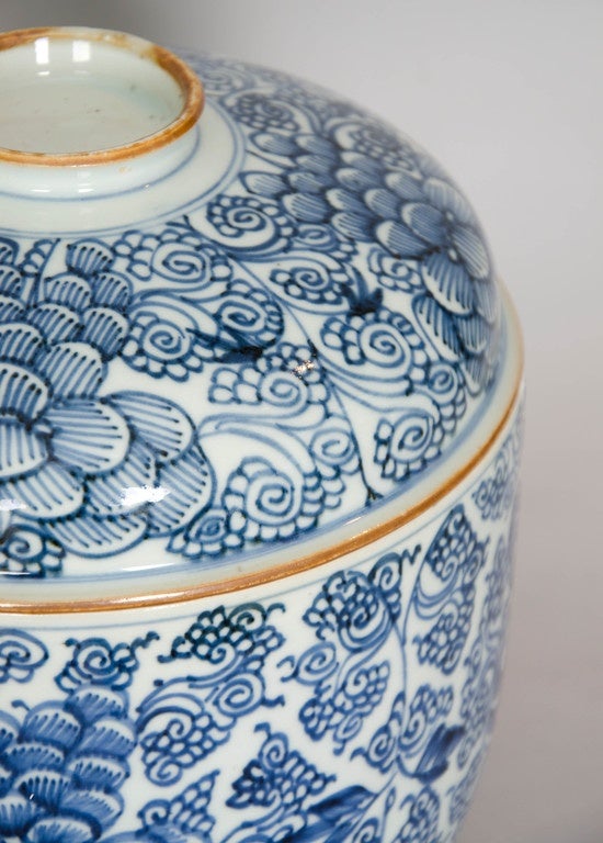 Highly decorative and useful large sized bowl and cover with blue and white decoration depicting scrolling flowers. Qianlong period (1736-1795)
Deep hairline crack on the body, two chips on the rim. lid perfect.
Priced as decorative object as per