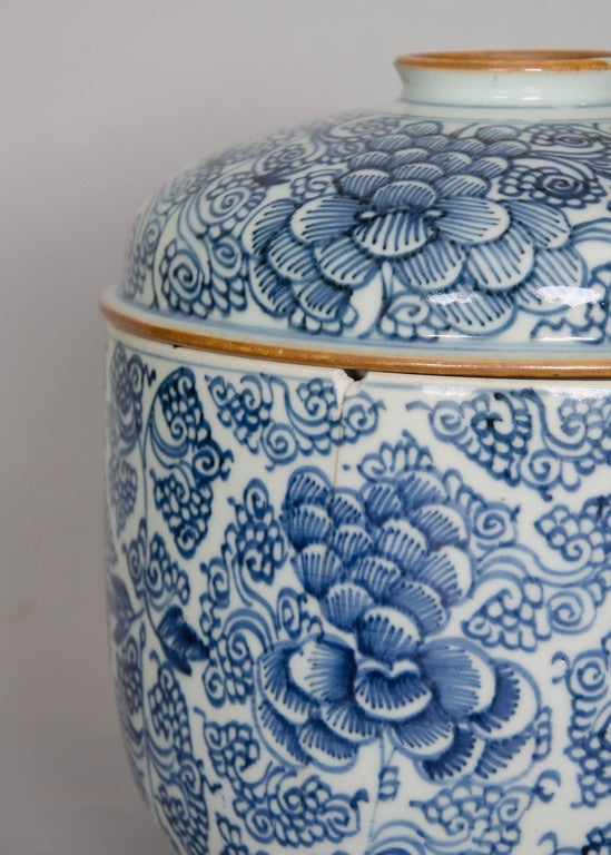 Chinese Blue and White Bowl and Cover, circa 1740 1