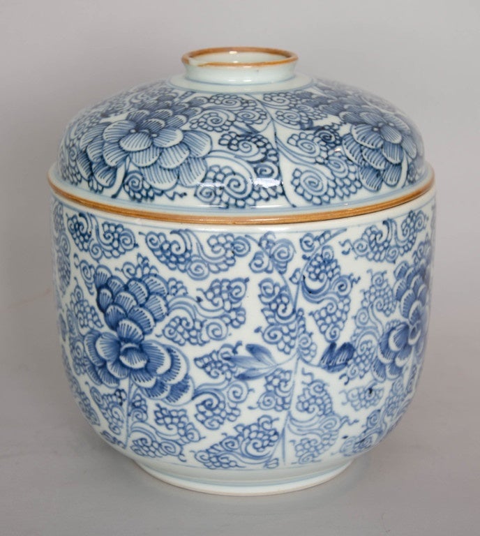 Chinese Blue and White Bowl and Cover, circa 1740 2
