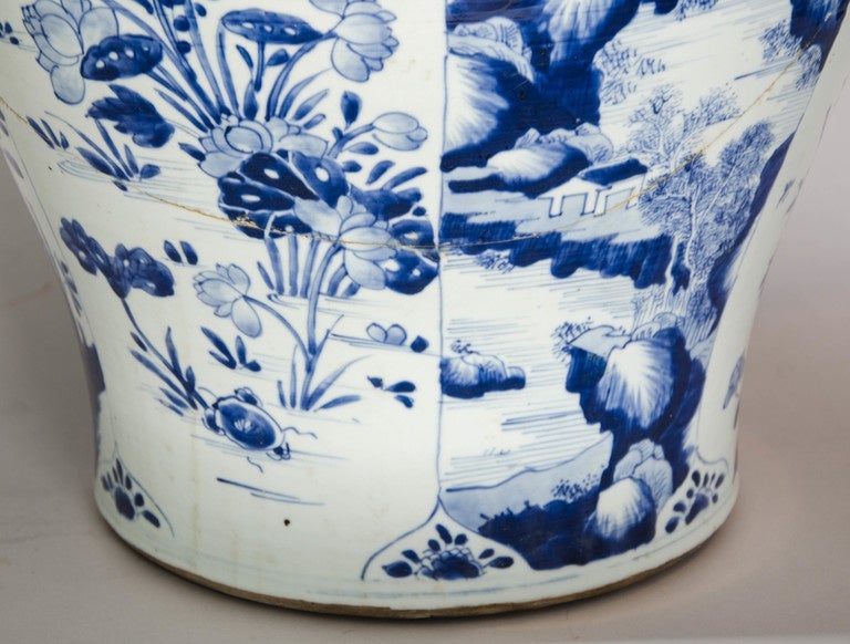 Kangxi Blue and White Jar, circa 1700 For Sale 4