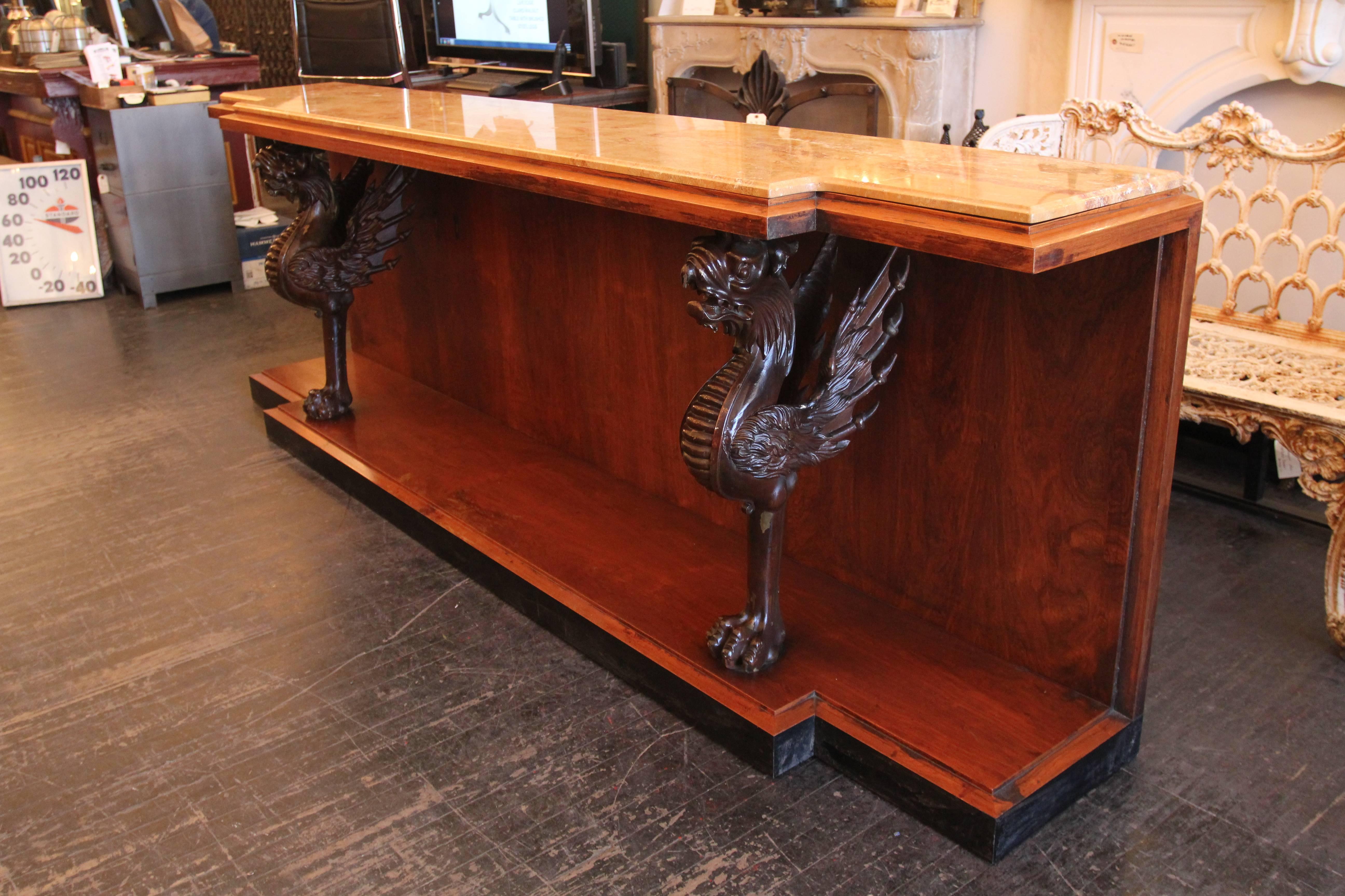 1980s Walnut Console Table with Marble Top and Antique Carved Wood Griffins In Excellent Condition In New York, NY