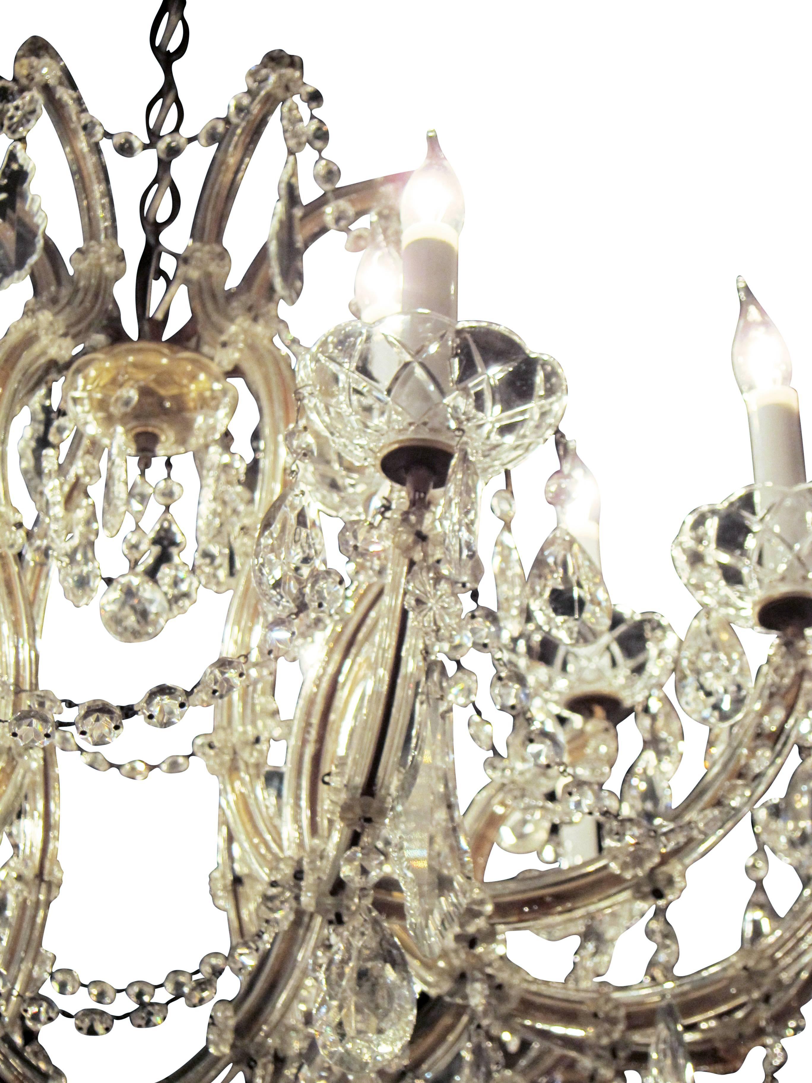 1940s Marie Therese Style Large Crystal Chandelier with 18 Lights In Excellent Condition In New York, NY