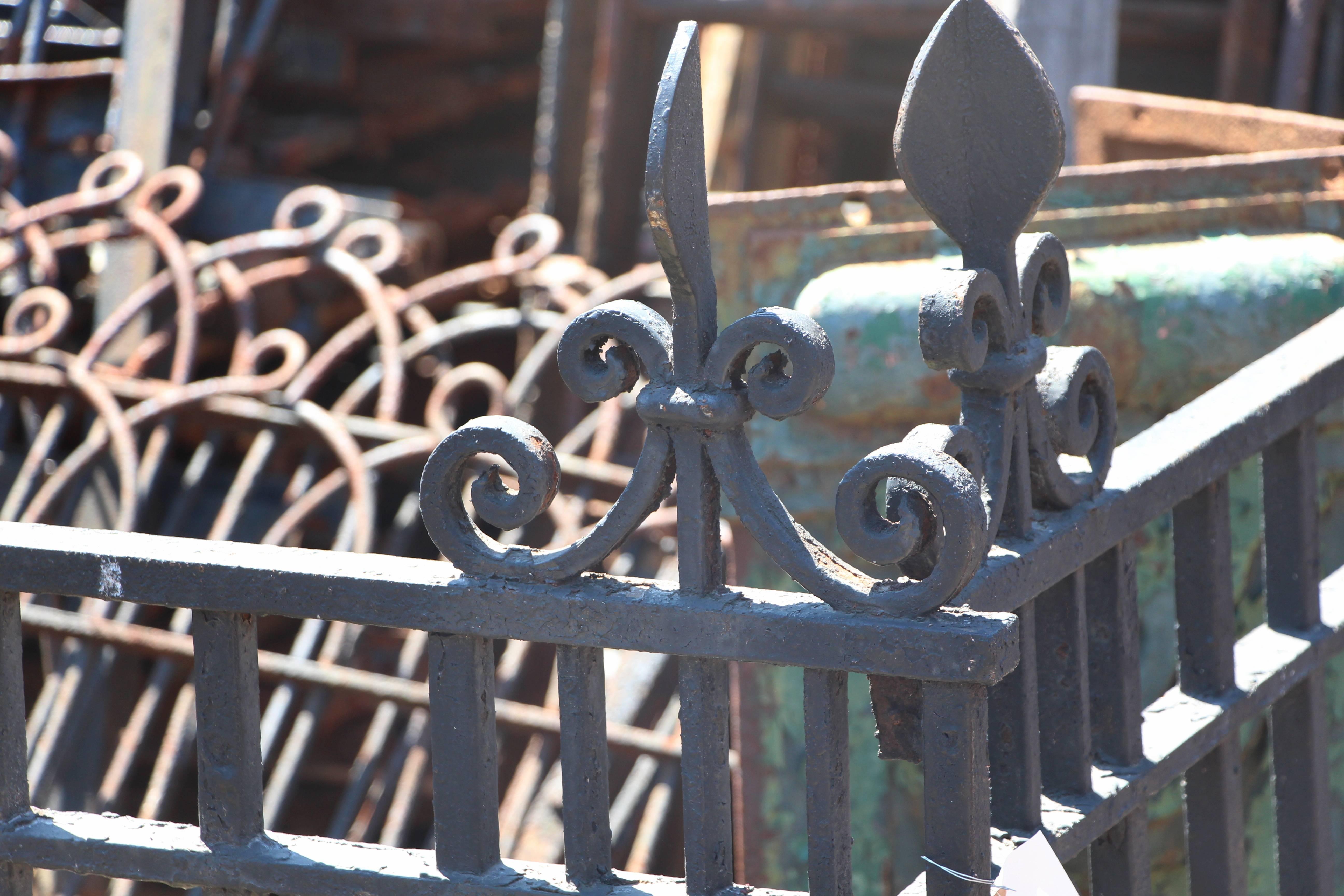 American 1905 Wrought Iron Handsmithed Georgian Balcony with Brackets, Finals and Floor 