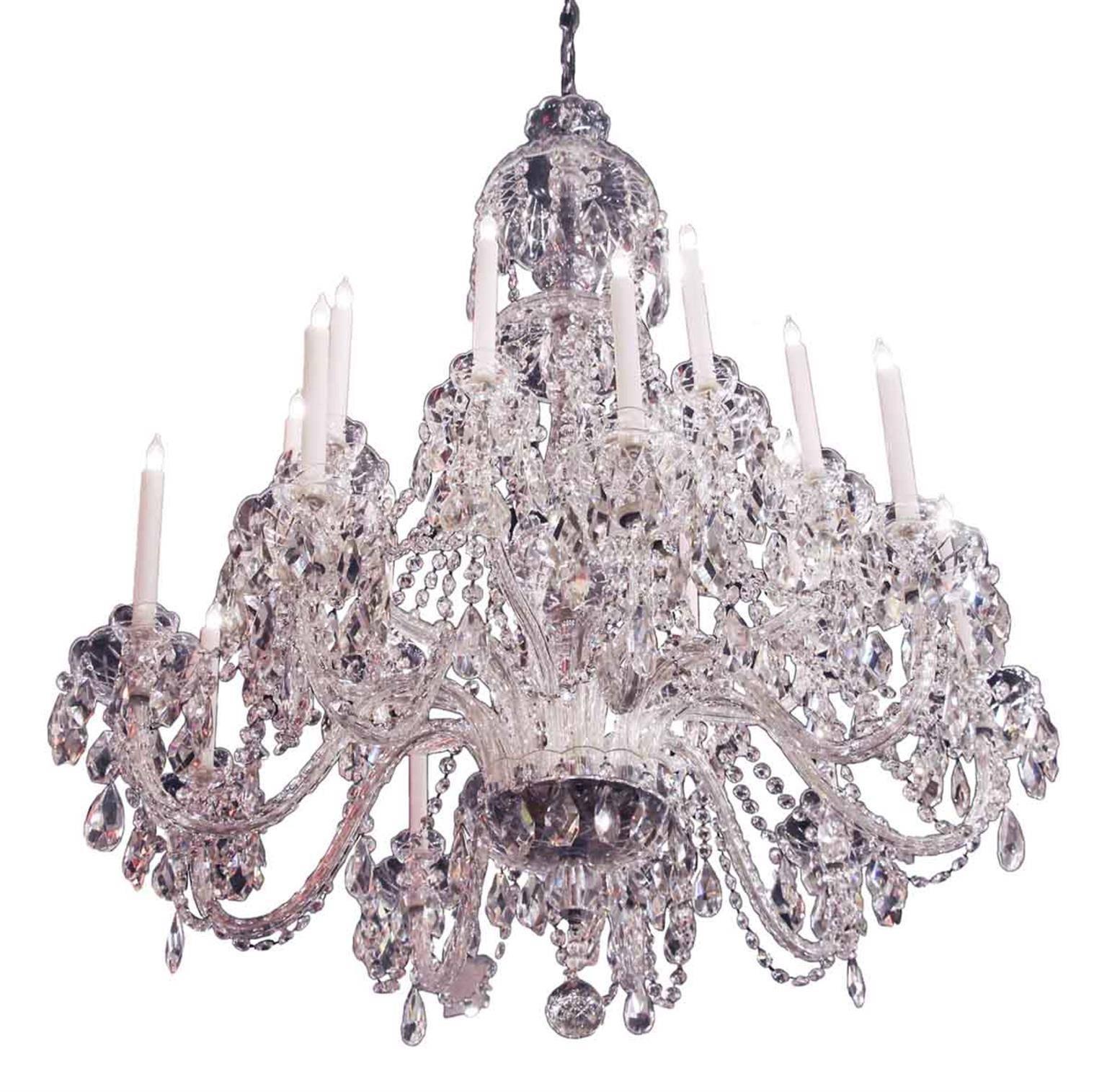 French 1960s Elegant Large Eighteen-Arm Crystal Chandelier with Draping Crystal Beading