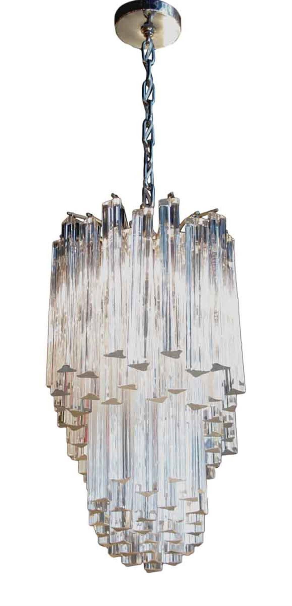 1970s Italian Mid-Century Modern Oblong Clear Glass Pendant Chandelier by Camer In Excellent Condition In New York, NY