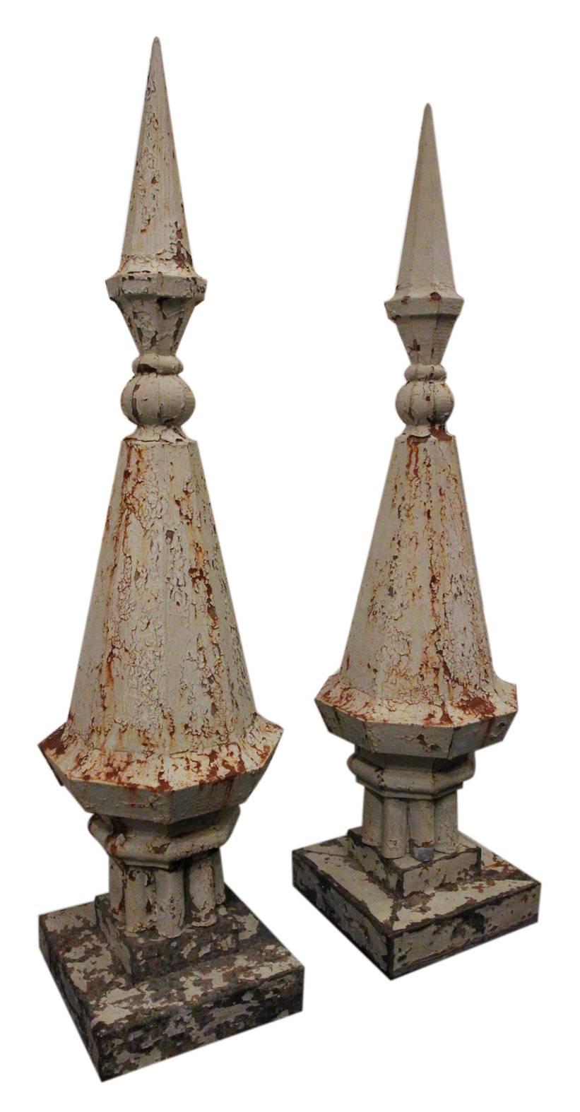 1910 Pair of Zinc Finials from a Historic PA Audubon High School Building In Good Condition In New York, NY