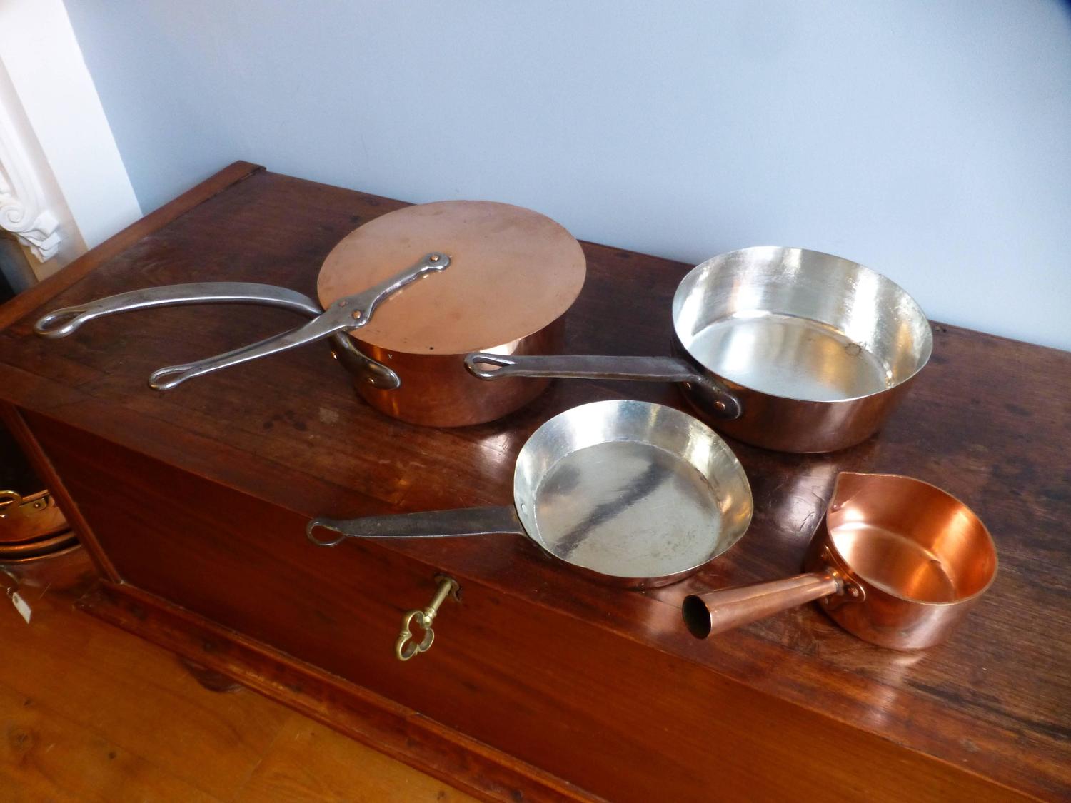 Beautiful ReTinned Set of Copper Pans, Copper Pots For Sale at 1stdibs