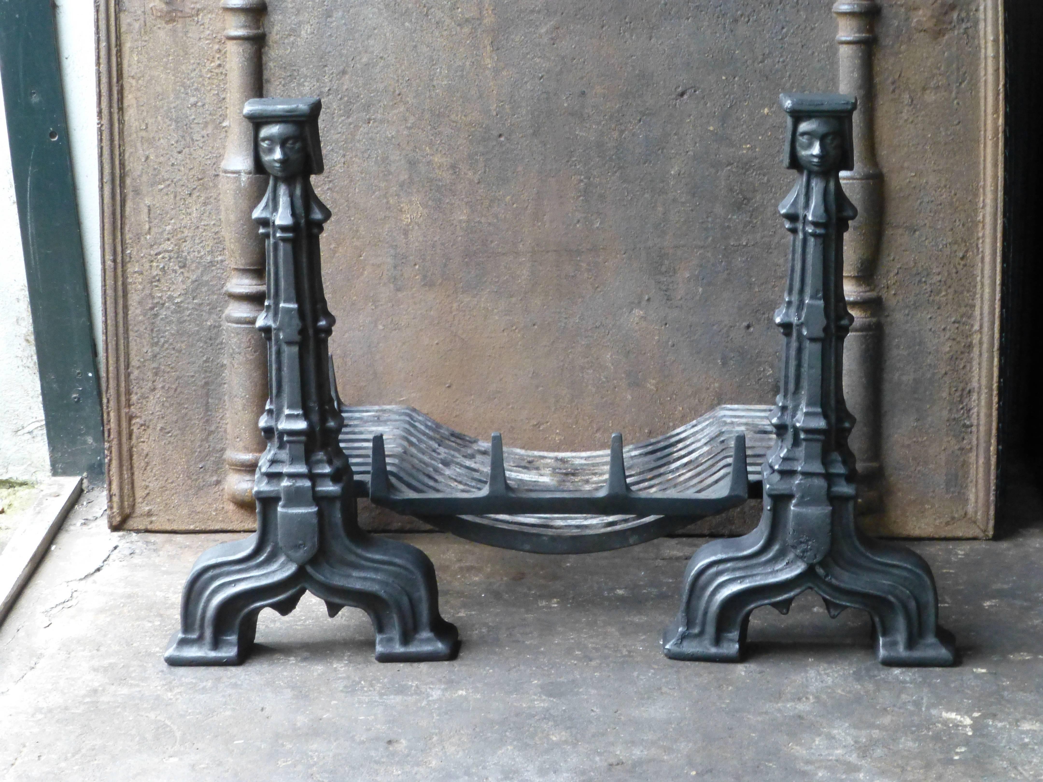 French Gothic style fireplace basket, fire grate.

The total width of the fireplace grate at the front side is 89 cm (35.0 in.).